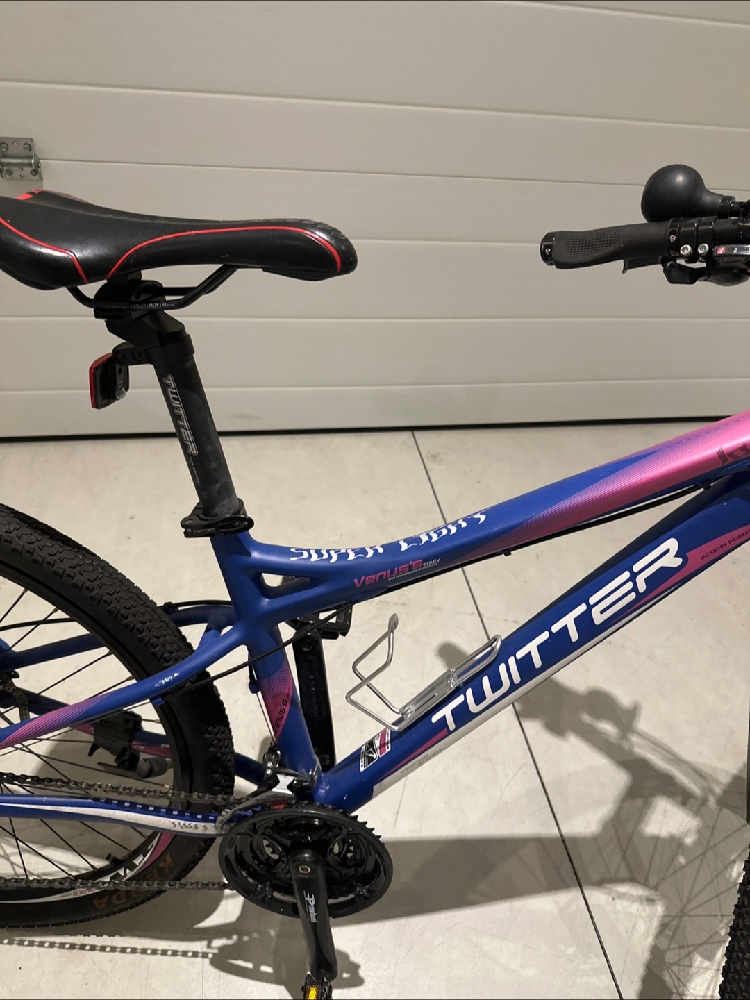 Customized Twitter Venus 26 inch Mountain Bike for women - photo 5