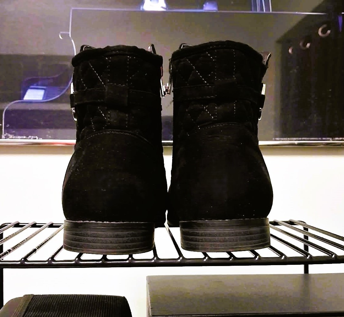 Michael Kors Emma Colleen Quilted Ankle Boots Fits like 7.5M - photo 3