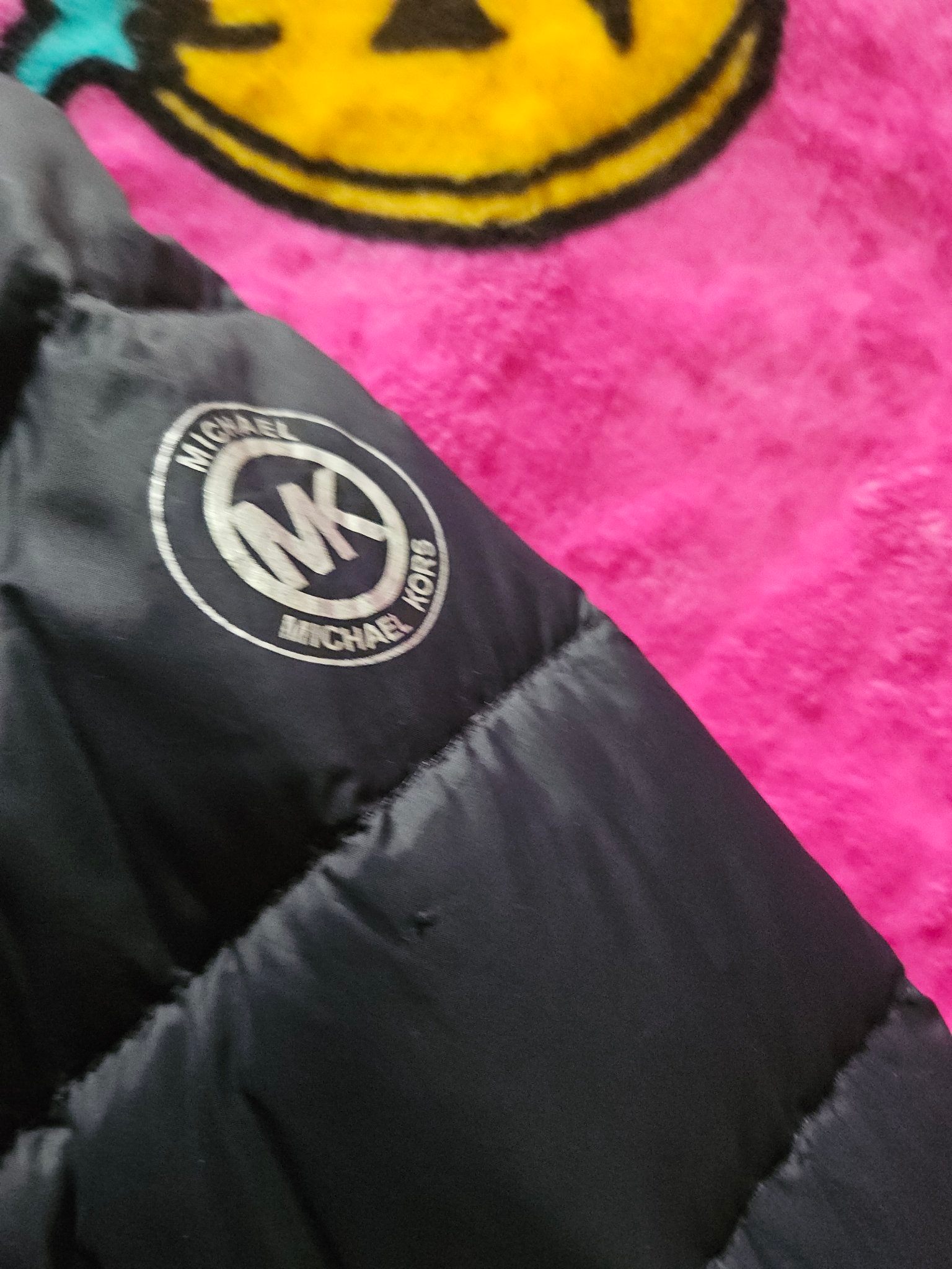 Michael Kors Puffer Jacket - Small - Black - Like New - photo 3