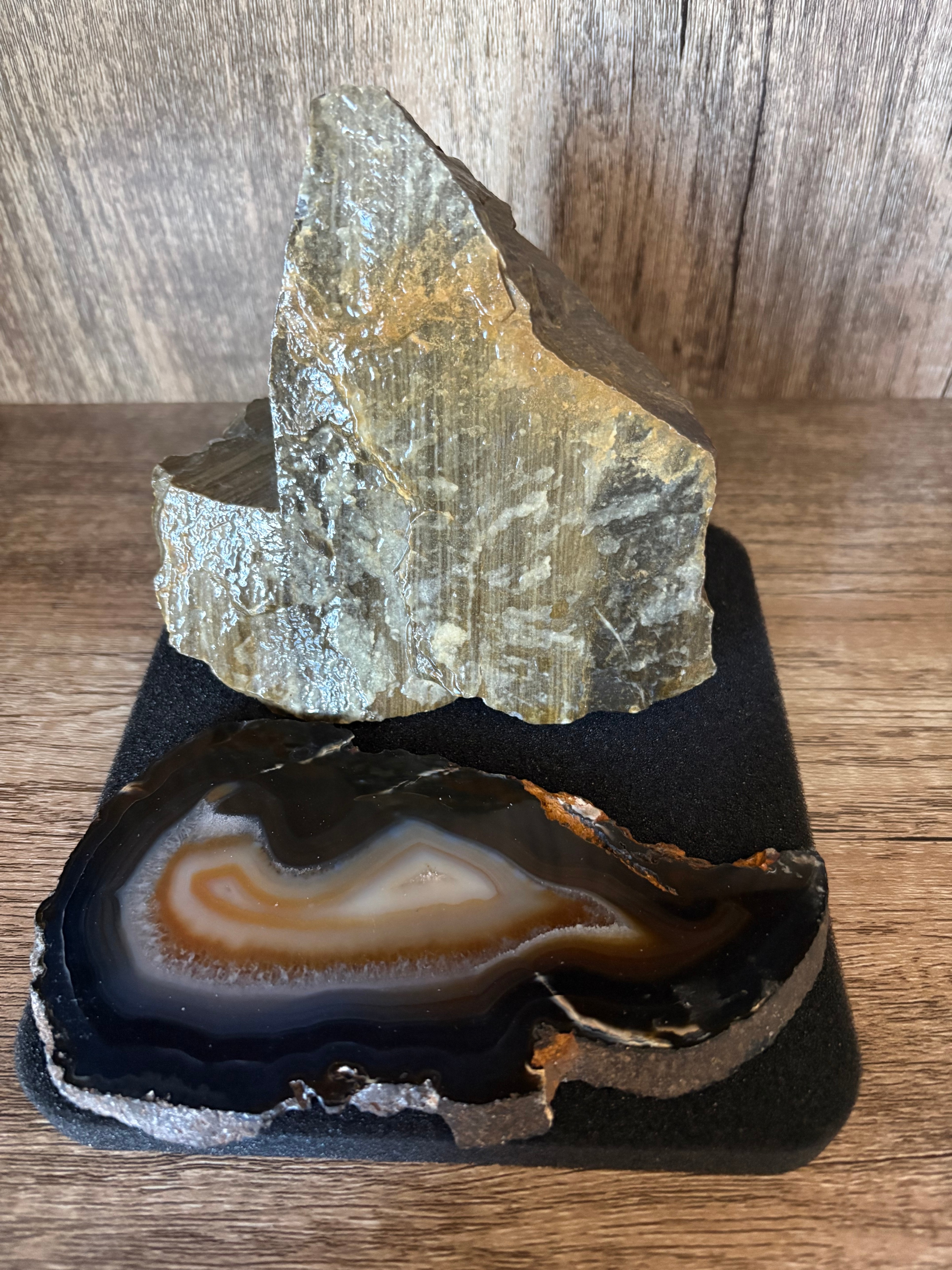 Natural Solid Rock from the Canadian Rockies - photo 4