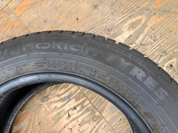 1 X single 205/60/16 92V M+S Nokian WRG4 with over 85% tread - photo 5