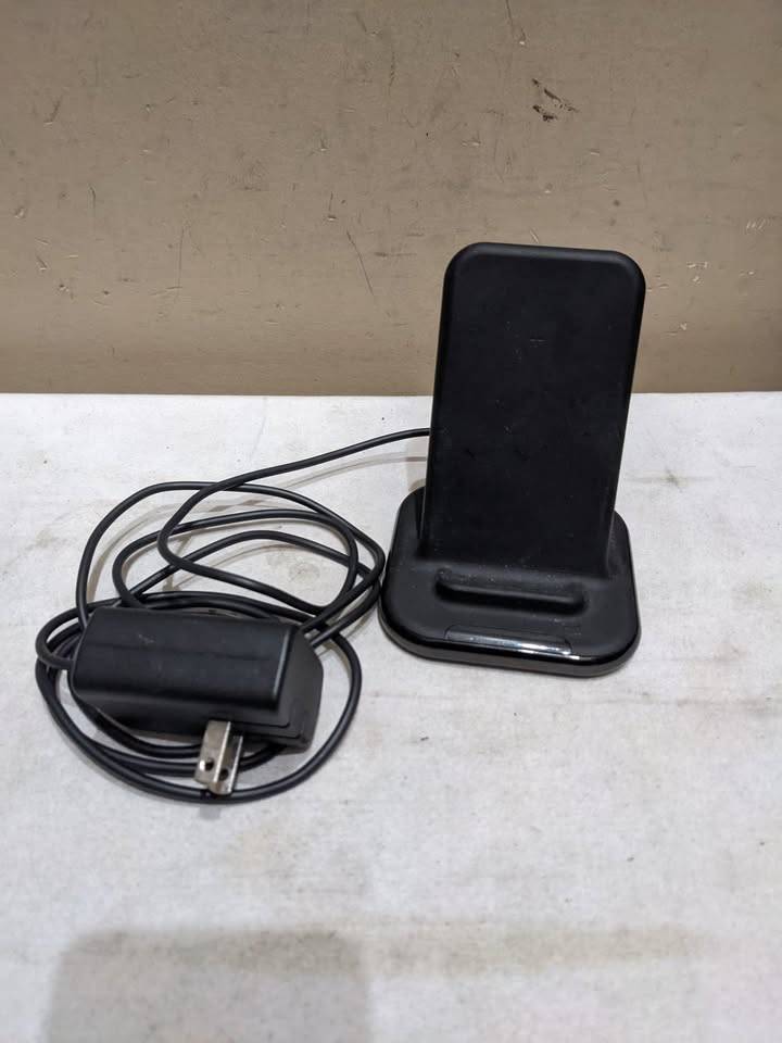 Ubio Labs CHARGER Fast Wireless Charging Stand CHG1156SG