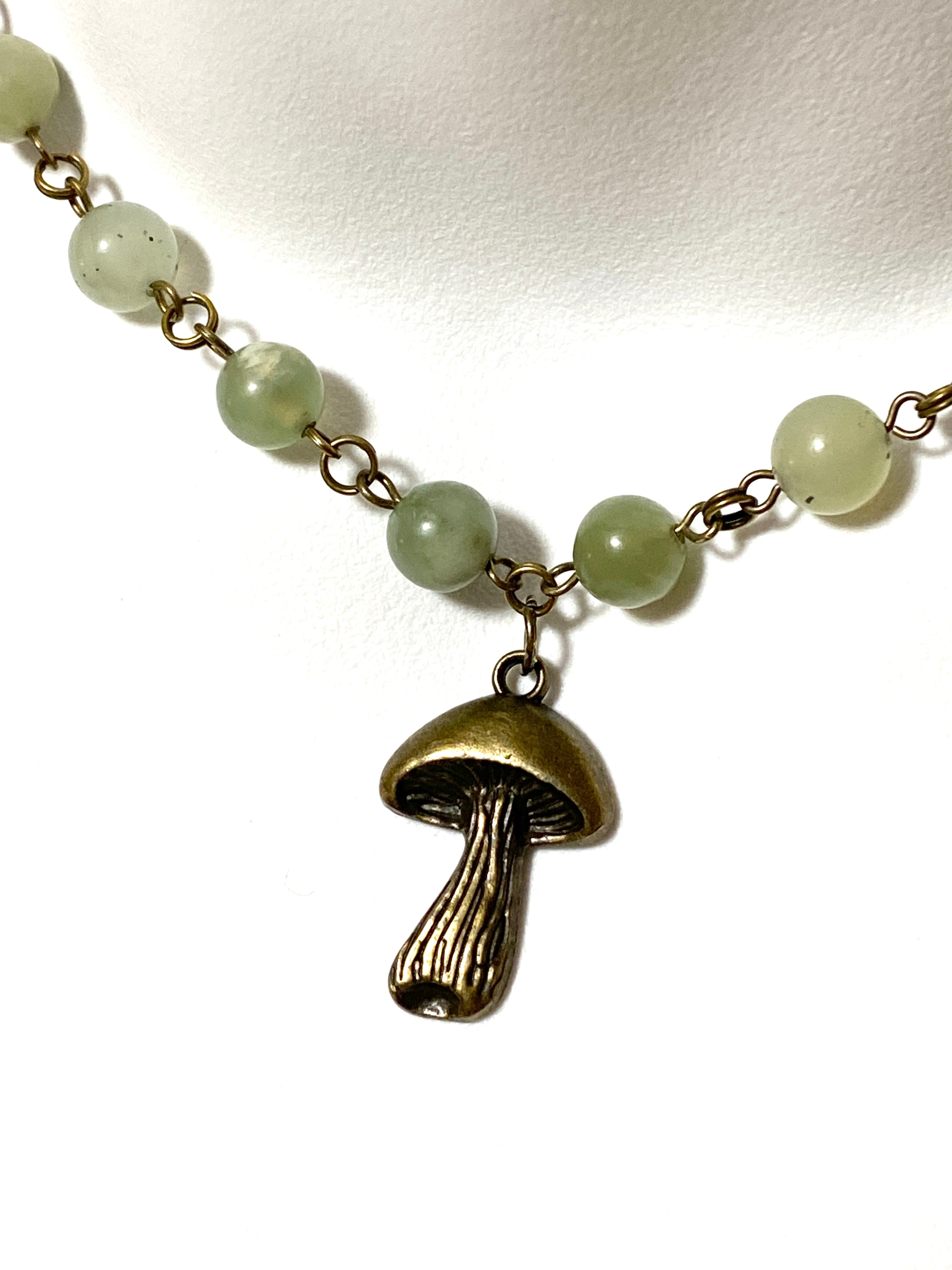 Mint Green Serpentine Short Necklace, Bronze Slim Mushroom Charm