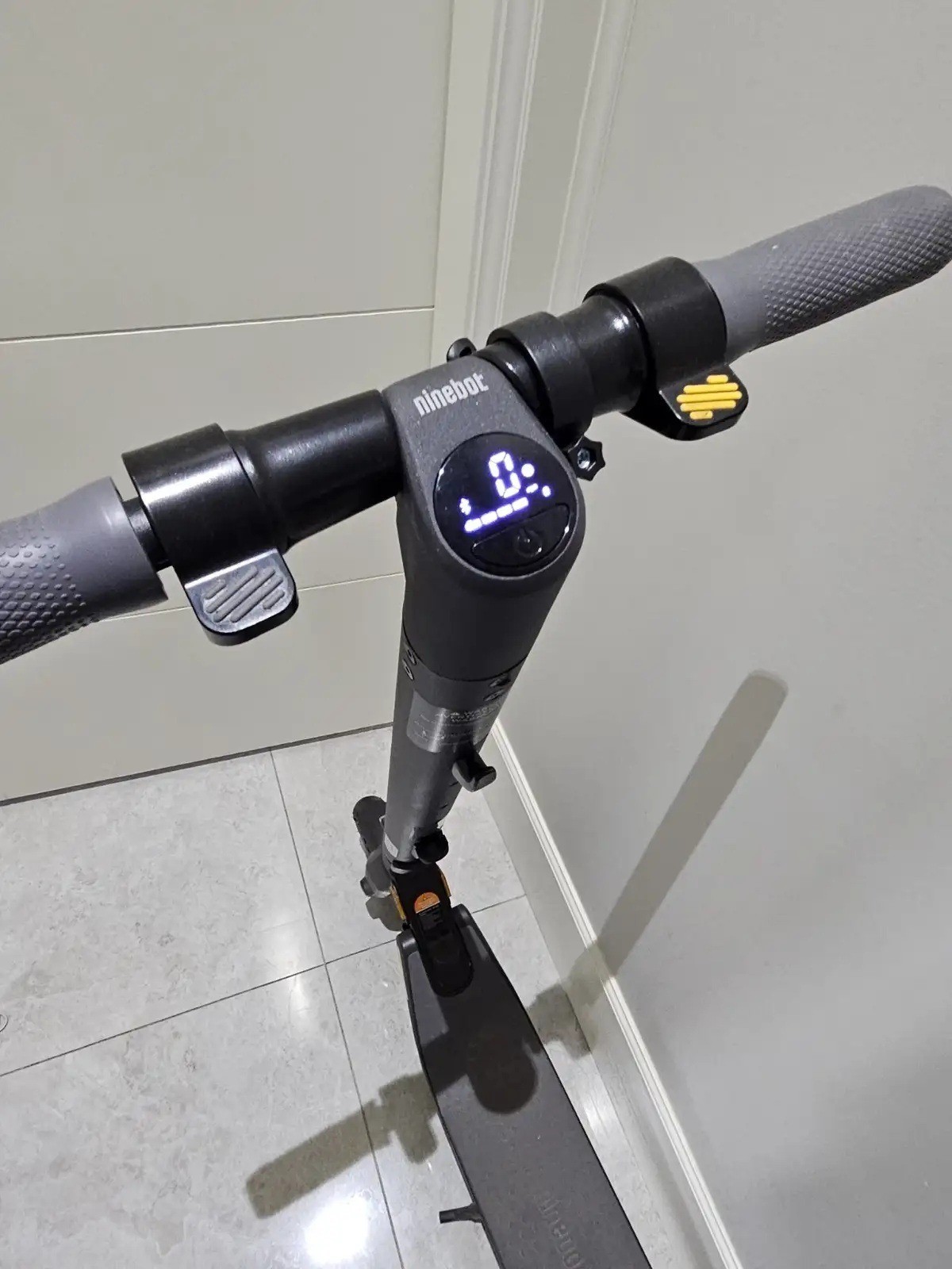 Segway Ninebot KickScooter E25A - photo 3