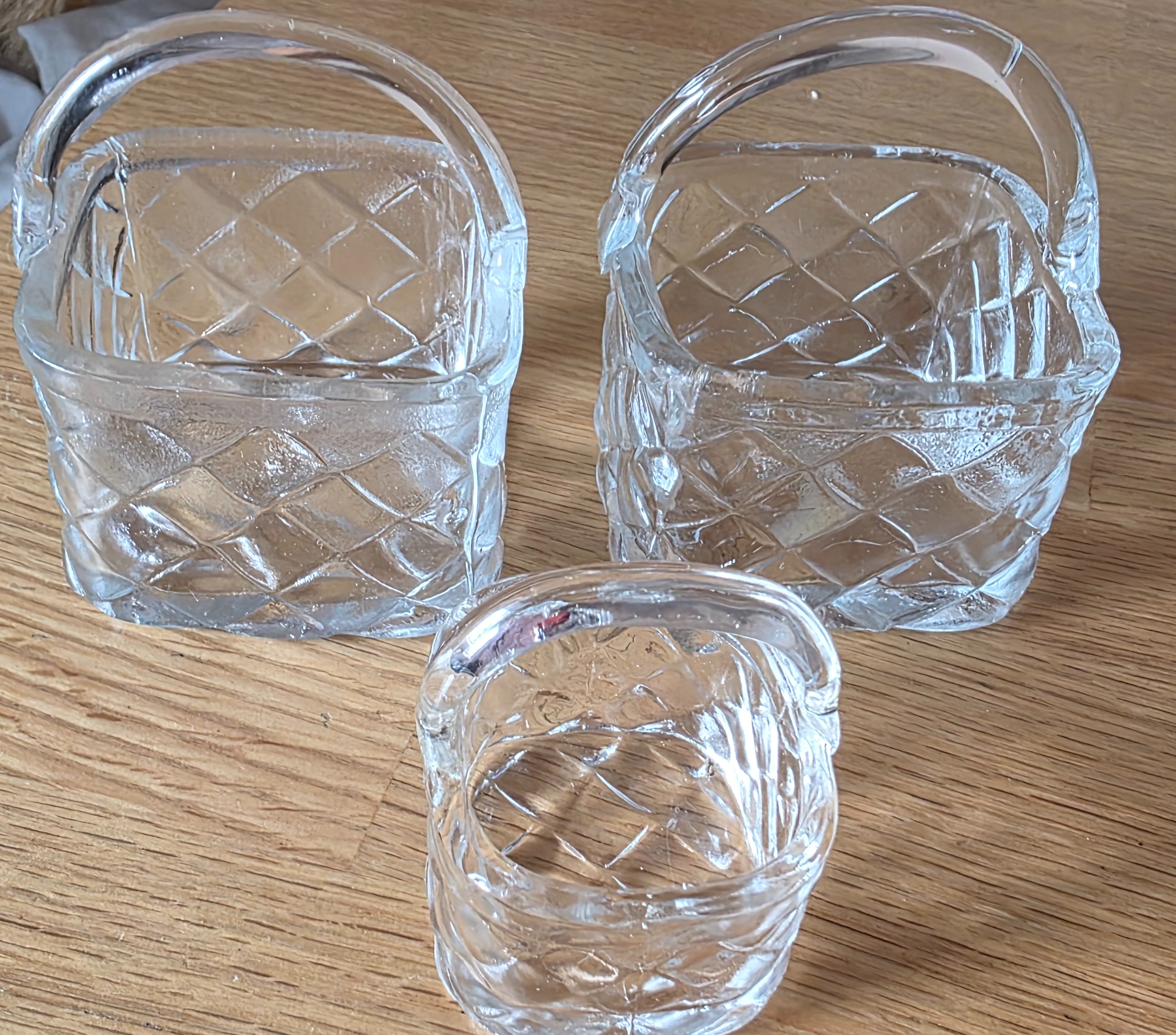 Set of 3 Vintage Clear Glass Baskets - photo 3
