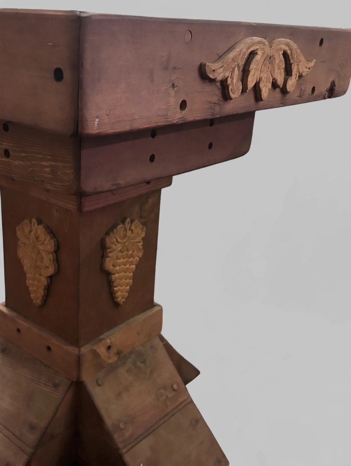 Solid Cedar Pedestal Table Grape Vine Mosaic Inlay - photo 5