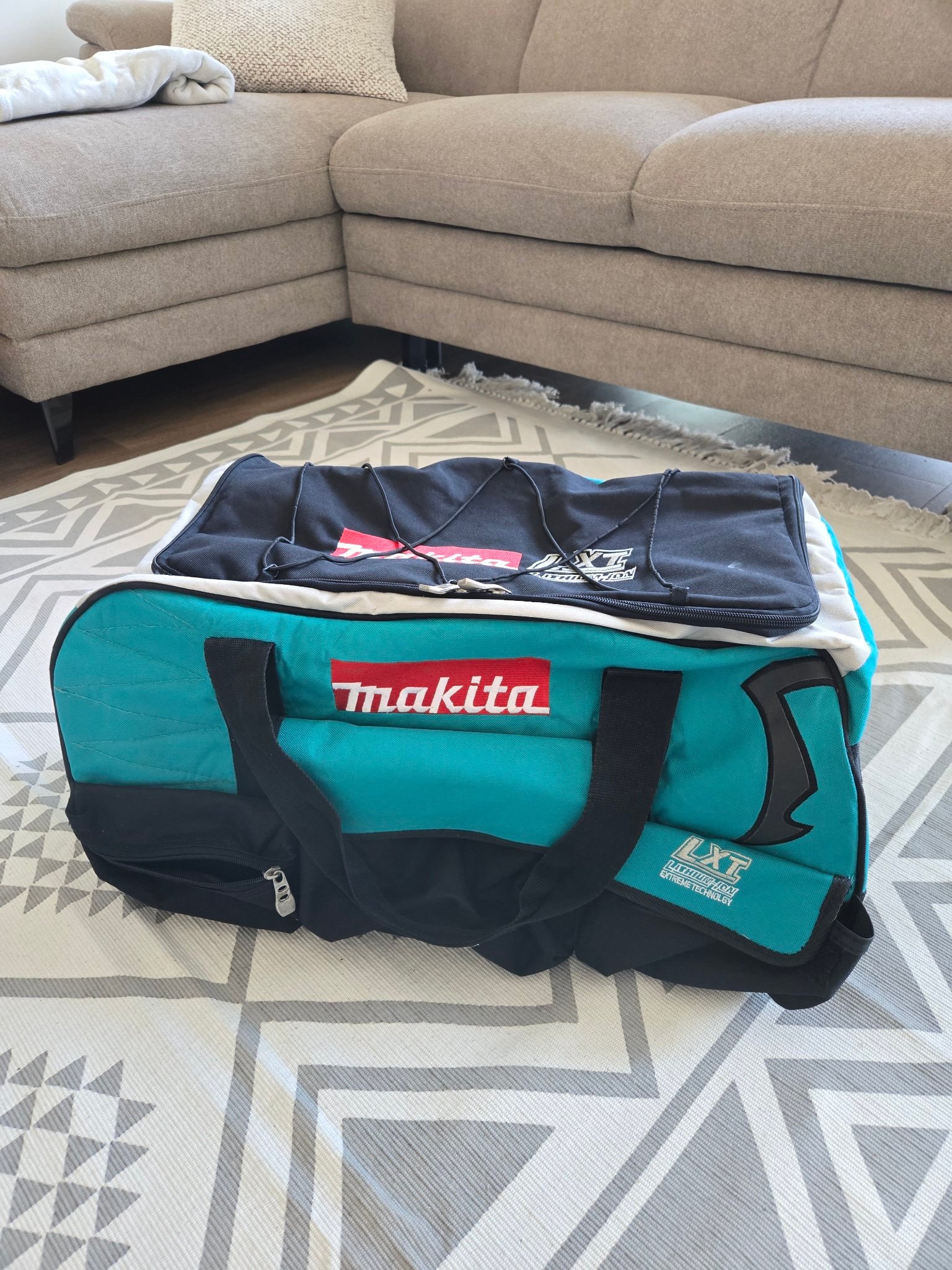 Makita LXT Large Tool Bag 23"