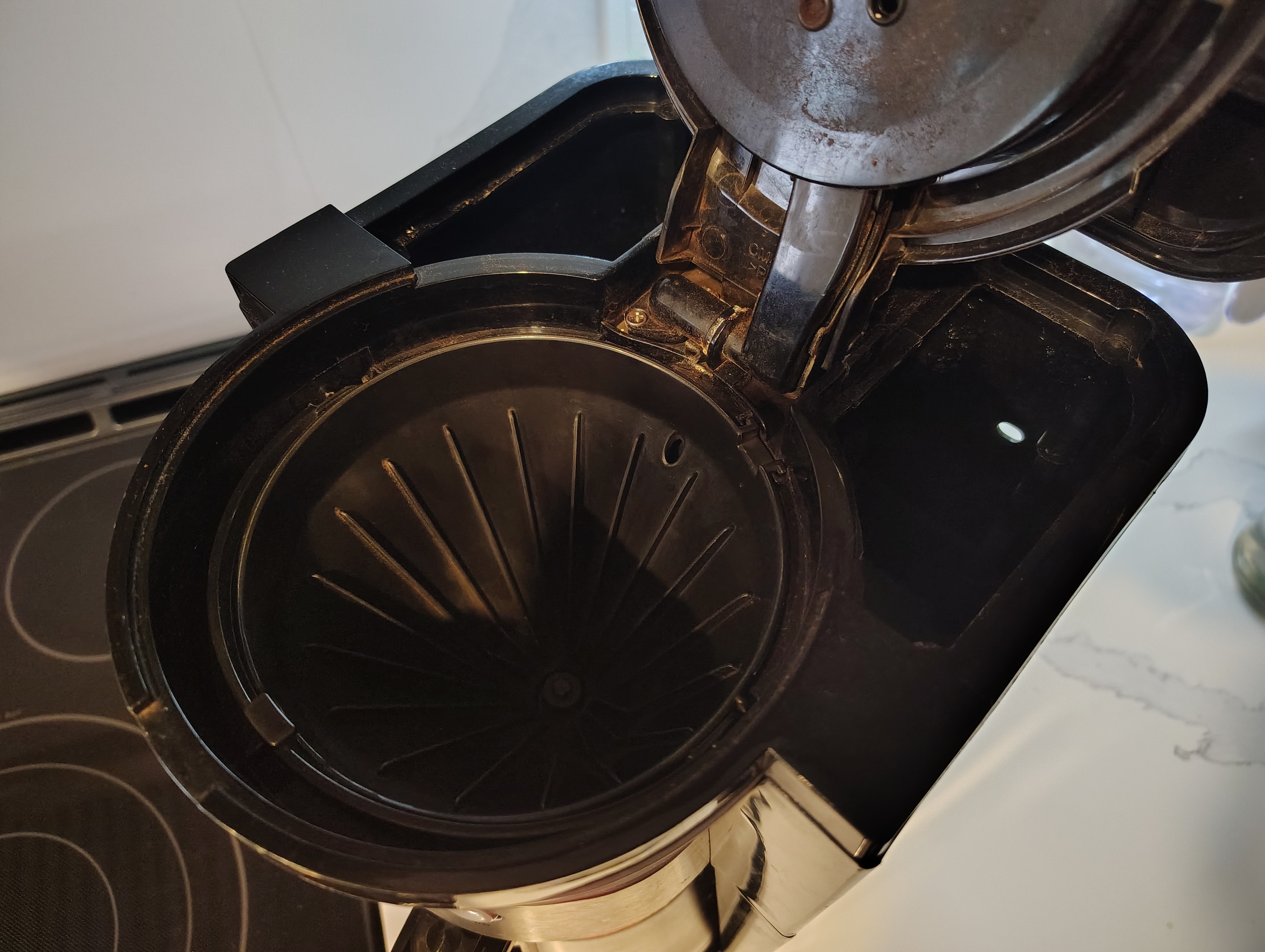 MINT Hamilton Beach 10 Cup Programmable Coffee Maker - photo 3