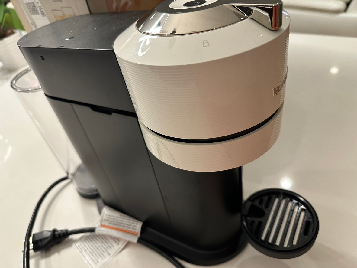Nespresso coffee machine - photo 2