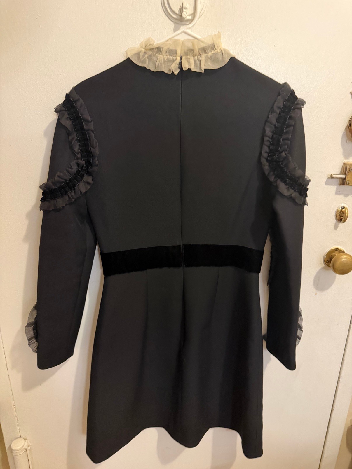 Gucci Black Embroidered Foo Dog Mini Dress IT 40 - photo 2