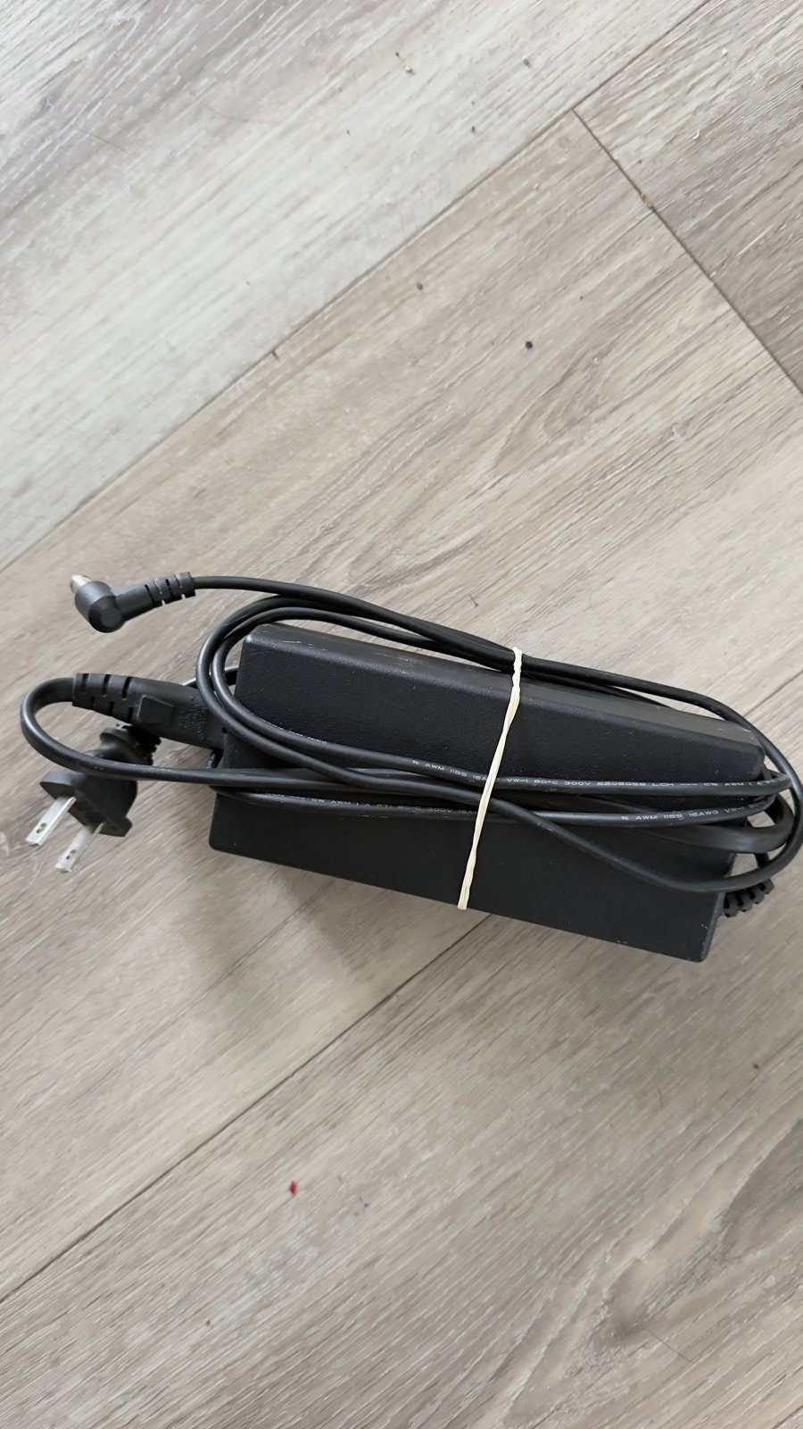Sony AC Adapter ACDP-085E02 – 19.5V 4.35A with Power Cord - photo 2