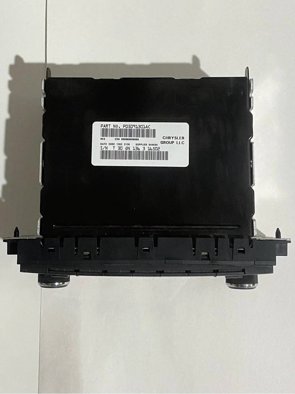 OEM Factory Chrysler Dodge Jeep Ram CD Player Mp3 Aux Stereo - photo 2