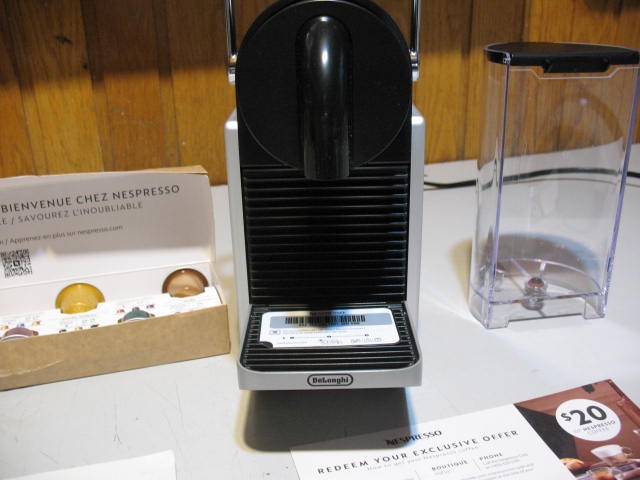 Nespresso Pixie Espresso Machine, by DeLonghi, BRAND NEW - photo 2