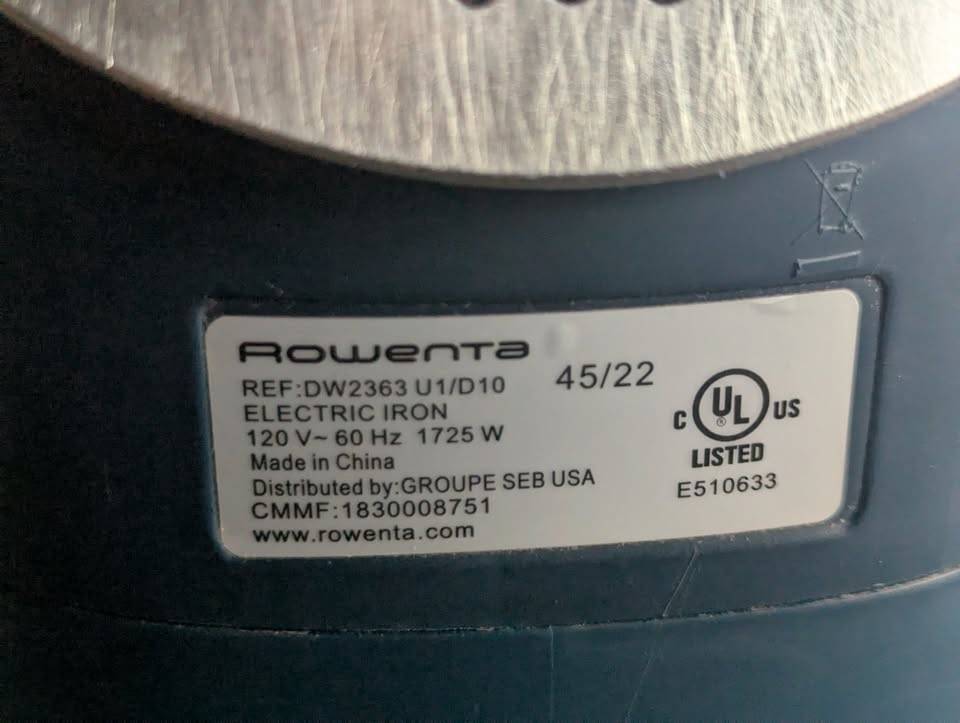 Rowenta 1725W Compact Steam Iron with Stainless Steel Soleplate - photo 3