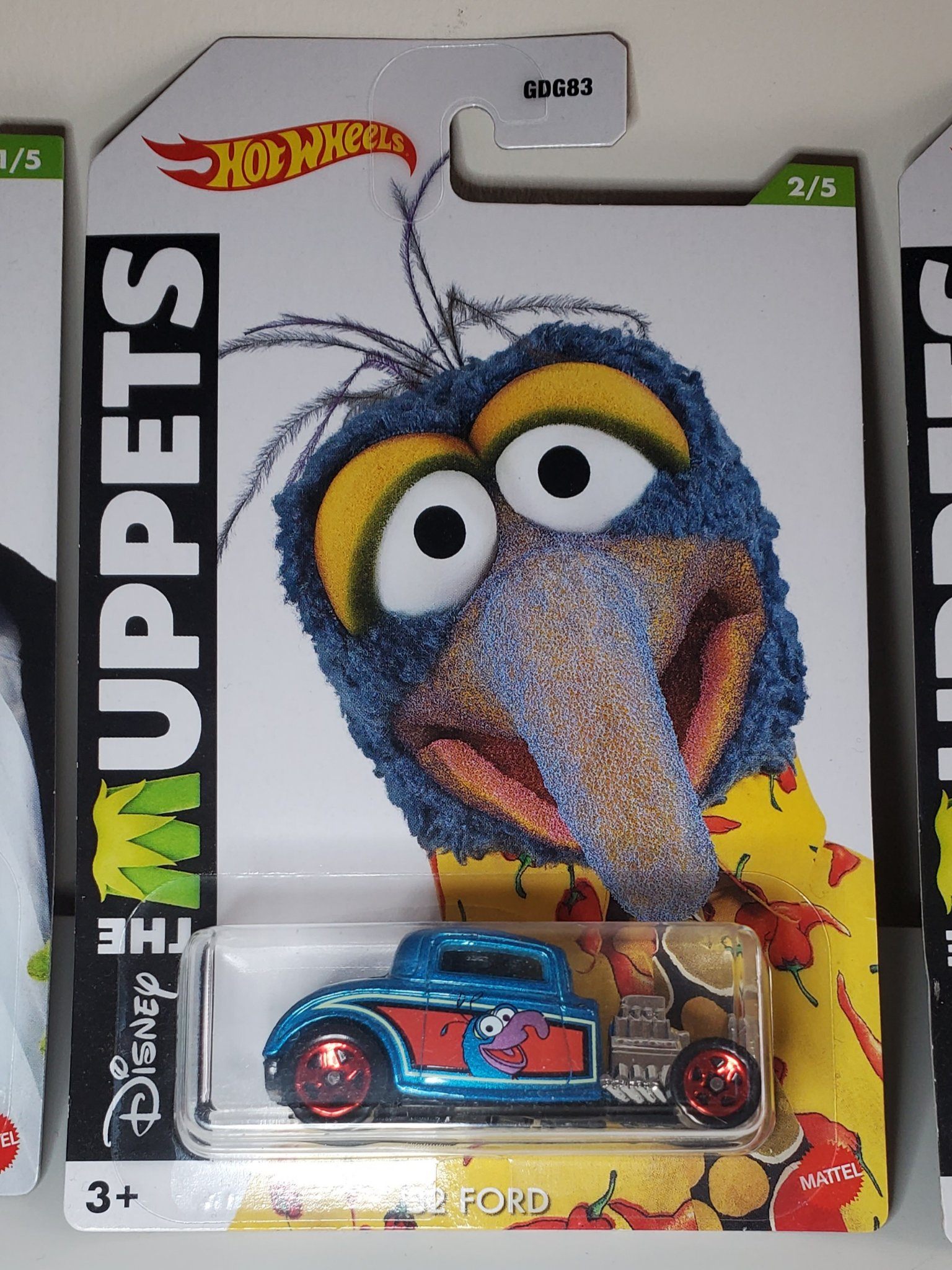 Hot Wheels Muppets Complete 5-Car Set - New on Card - photo 3