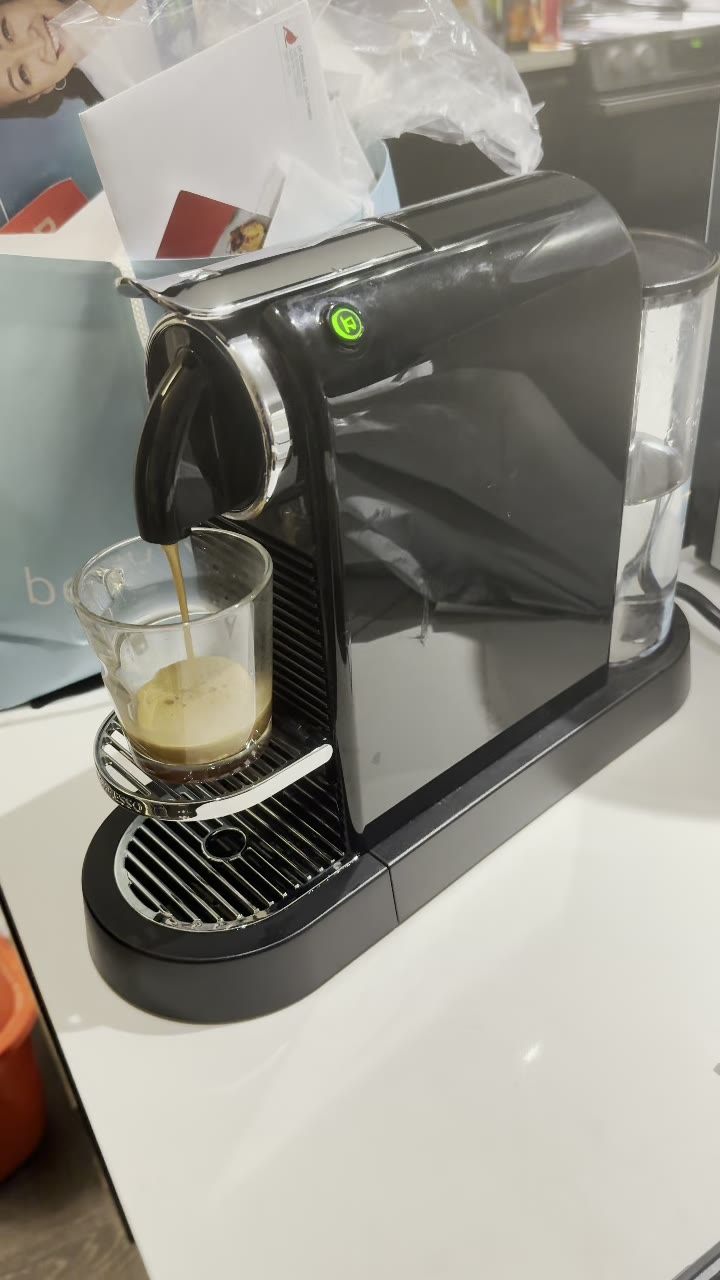Nespresso CitiZ Espresso Machine – Black - photo 3