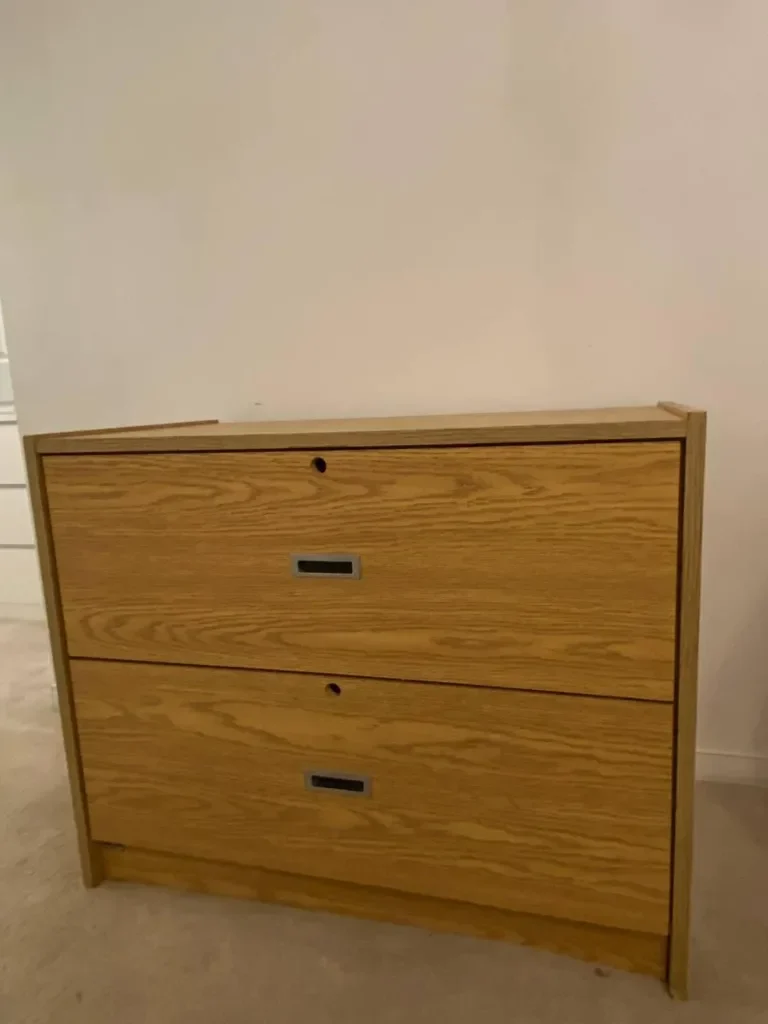 2-Drawer Filing Cabinet