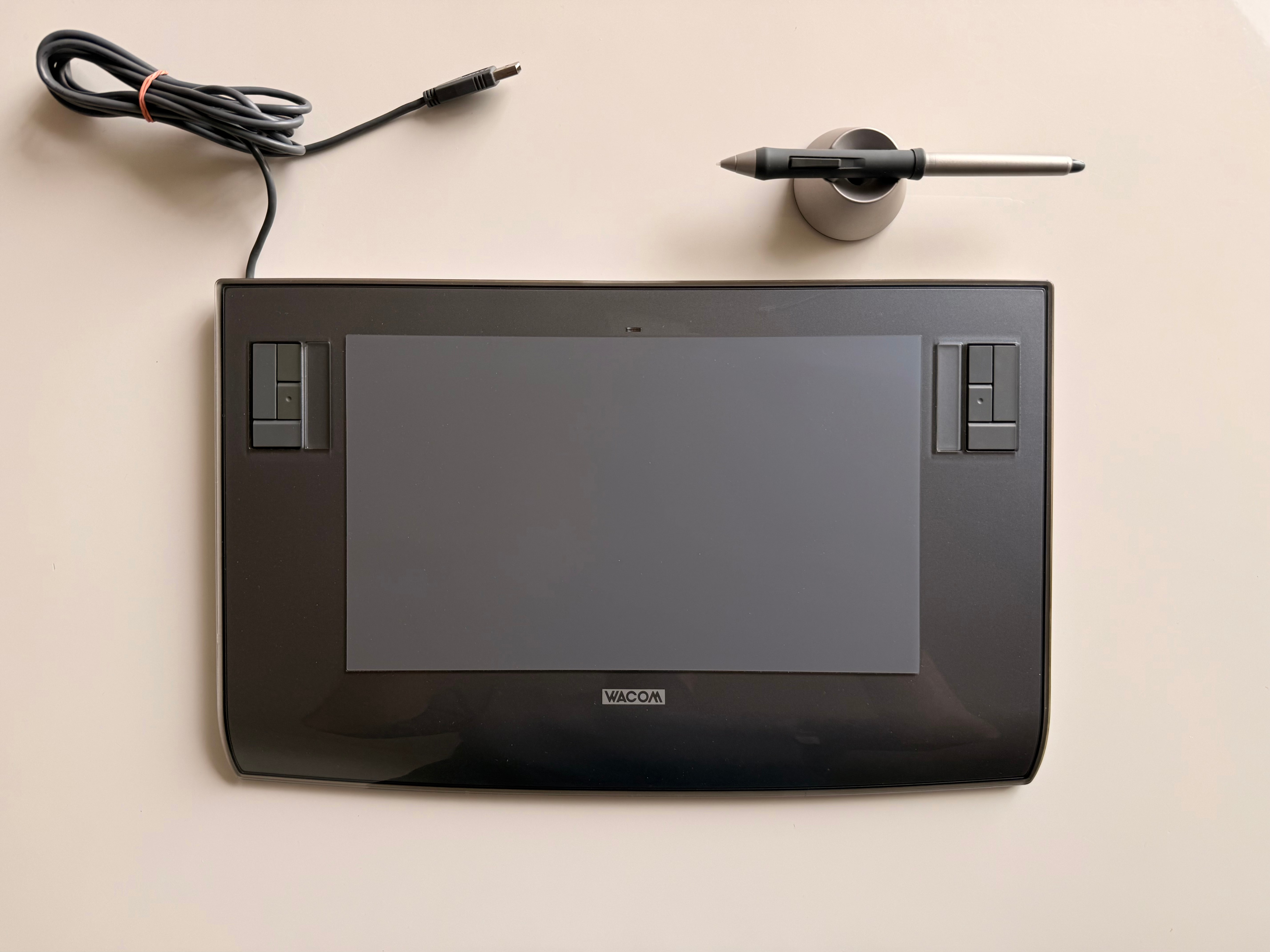 Wacom Intuos 3 6x11 Graphics Tablet PTZ-631W