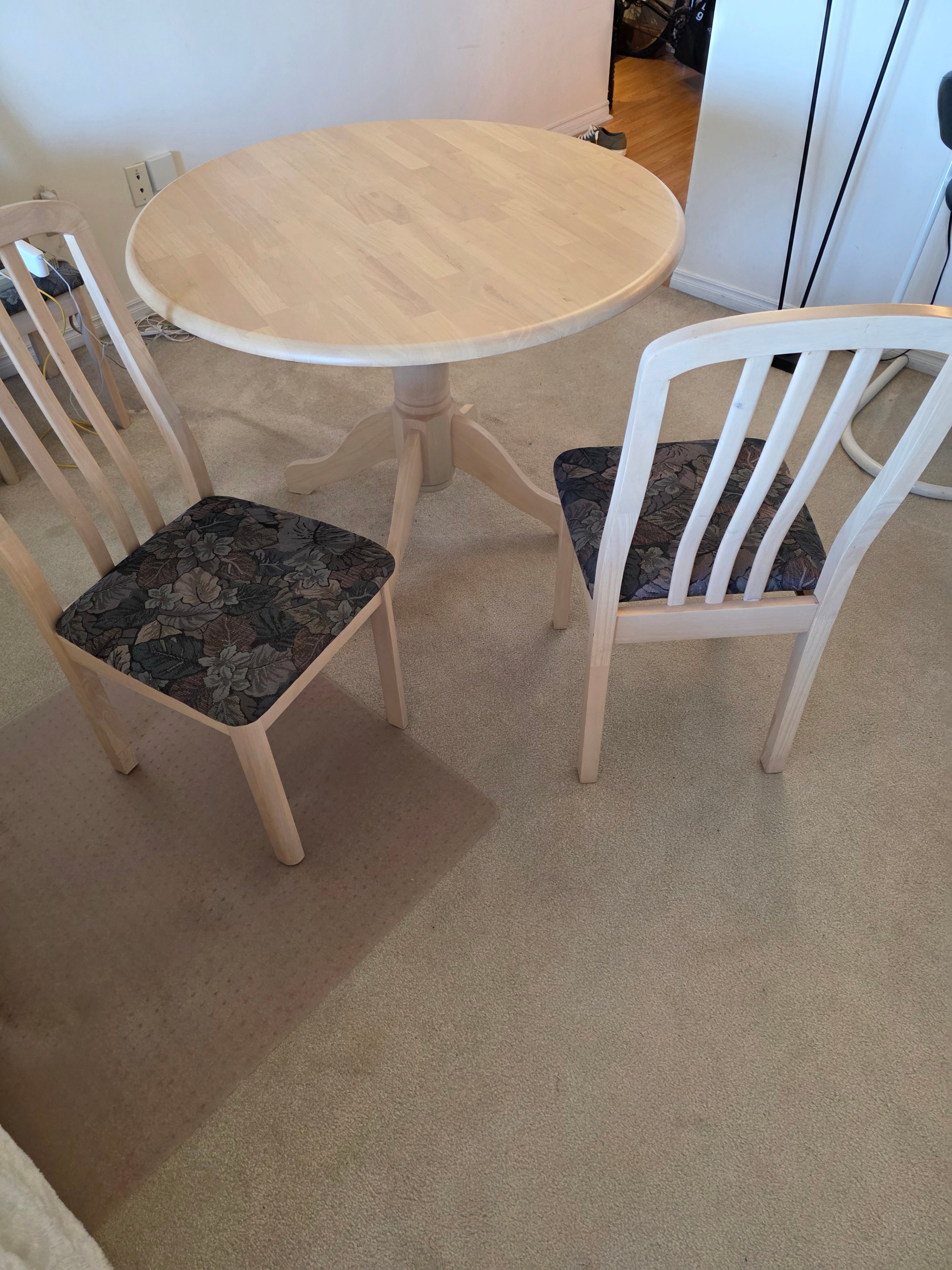 Wood dining set, table with 4 chairs - photo 2