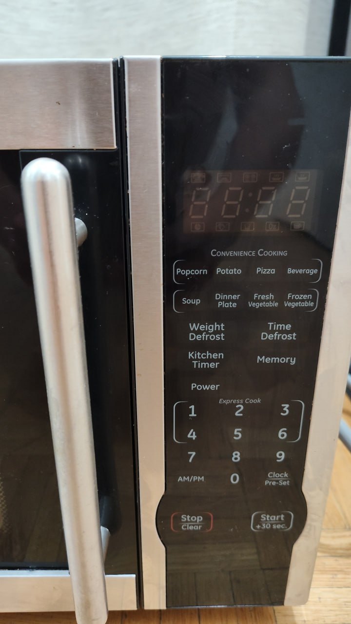 Mabe Stainless SteelMicrowave1000W(Light Bulb Needs Replacement) - photo 4