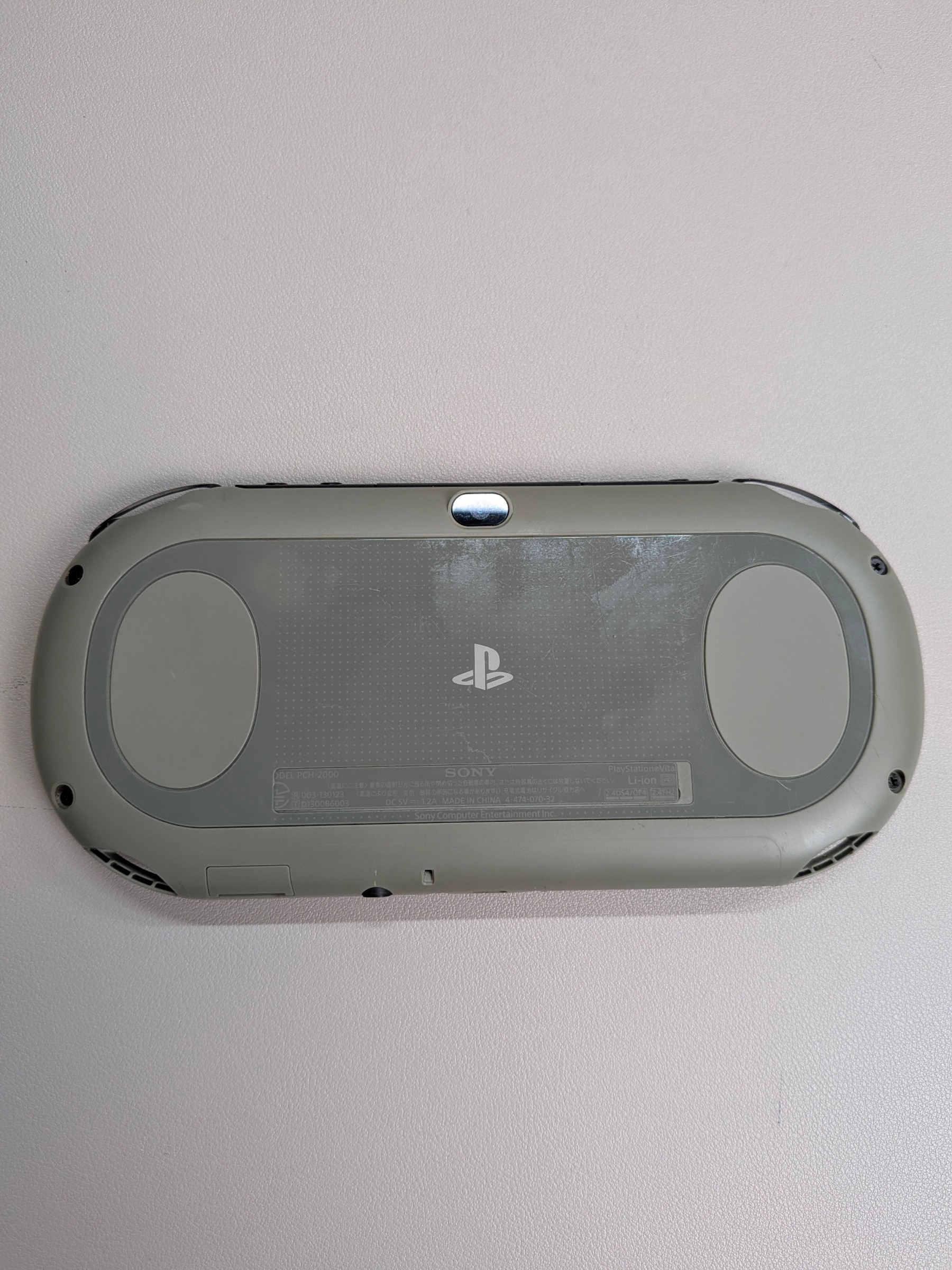 PS Vita 2000 Army Green, Charger + 64GB Card - photo 2