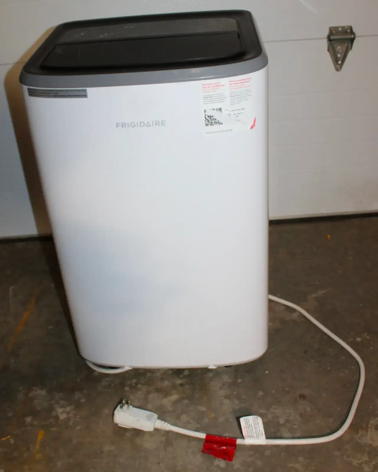 Frigidaire Portable Air Conditioner - Works Great (Scratched)