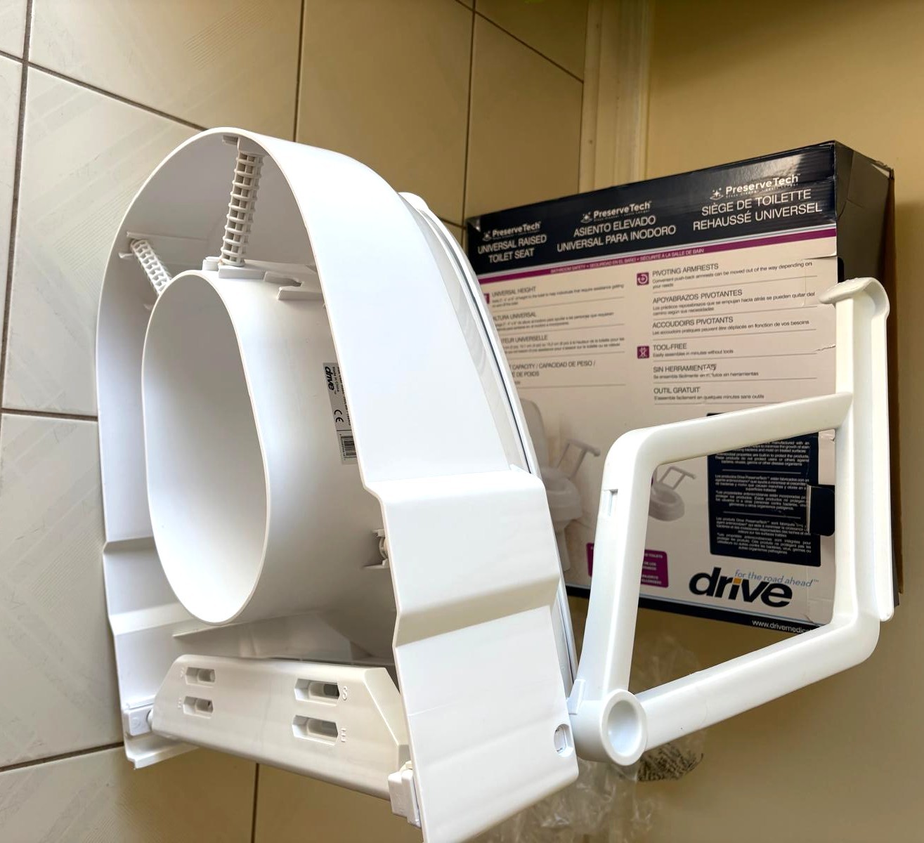 Drive Medical PreserveTech Universal Raised Toilet Seat - photo 3