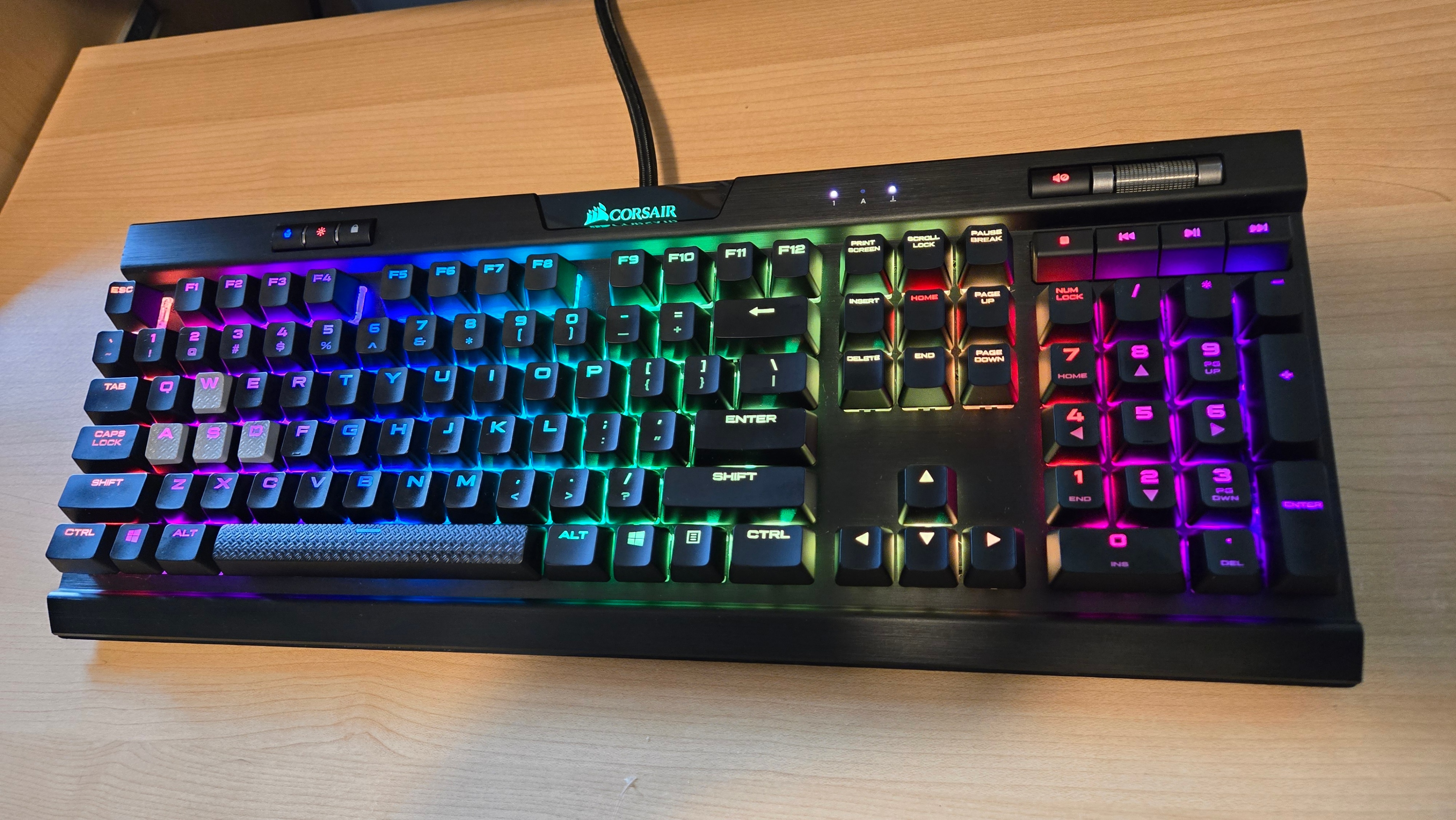 Corsair K70 RGB MK.2 RAPIDFIRE Mechanical Gaming Keyboard - photo 5