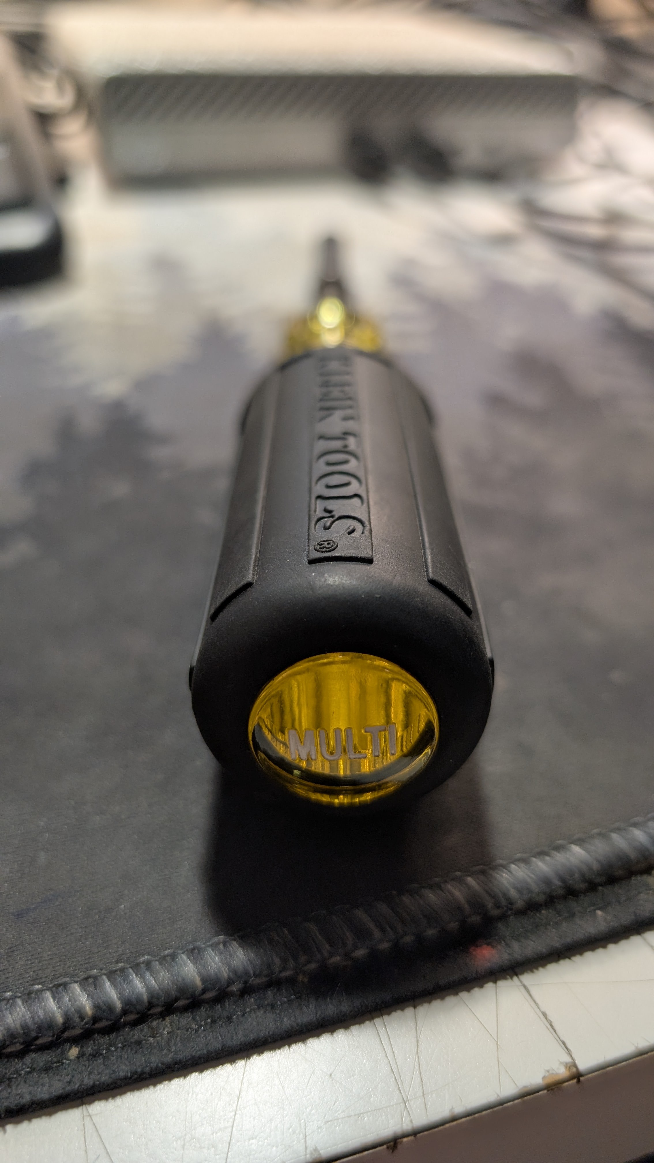 Klein Tools 32510 Magnetic Multibit Screwdriver - photo 3