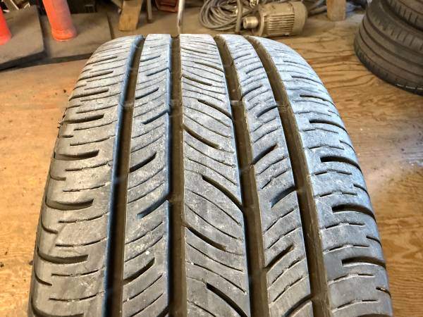 PAIR of 245/40/19 M+S Continental Conti pro contact with 80% - photo 3