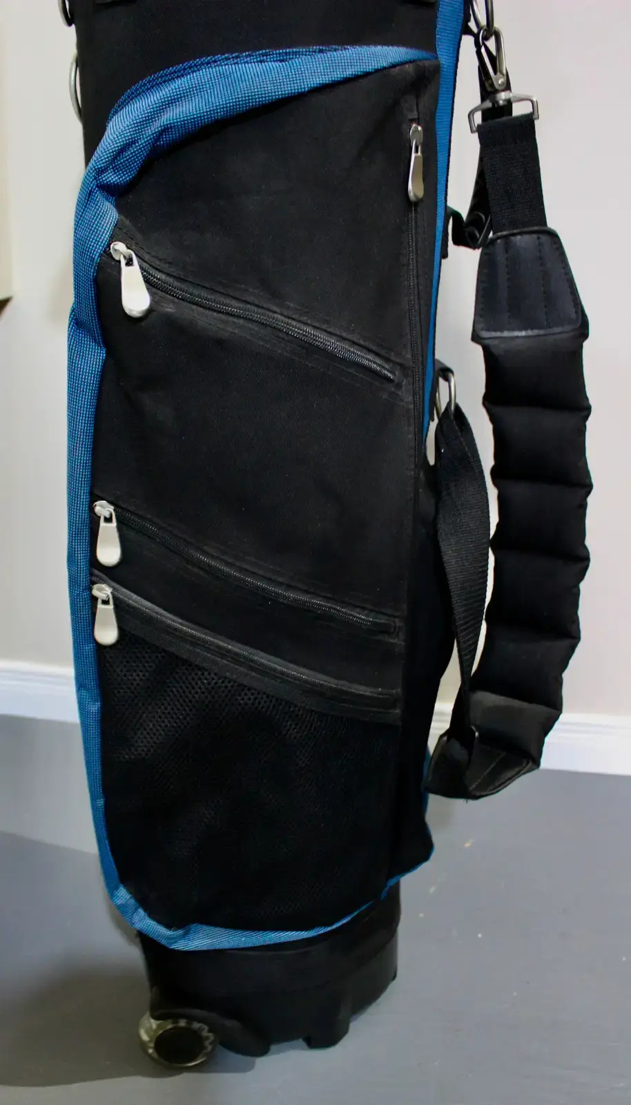 Golf Trends Rolling Golf Travel Case Airplane - photo 5