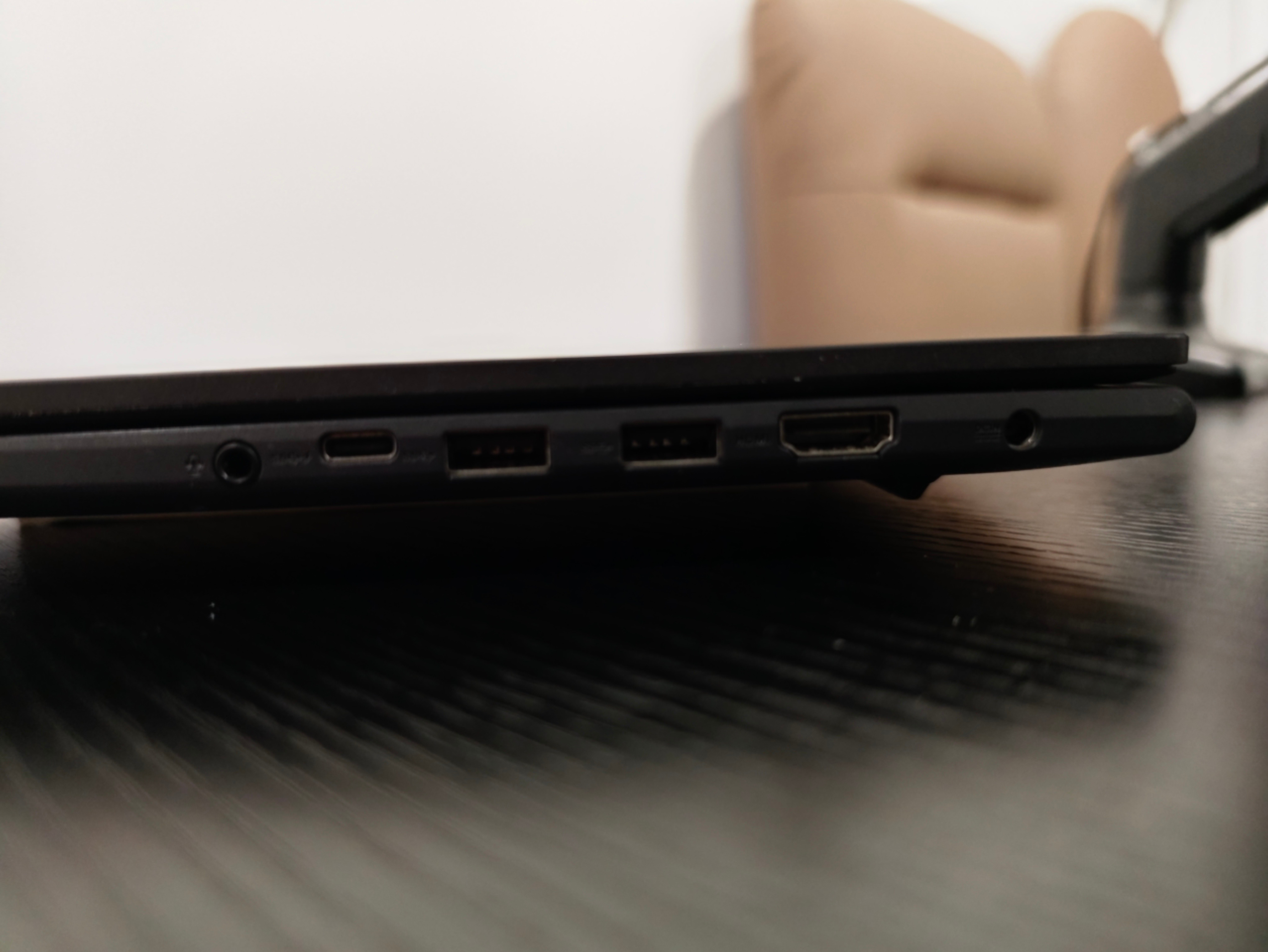 ASUS Vivobook 15 (2.8K 120Hz OLED, i5-13500H, 16GB) - photo 3