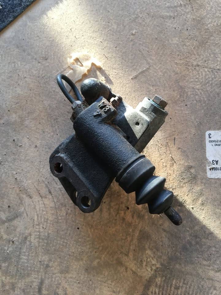 Subaru Impreza WRX GC/GC8 Clutch Slave Cylinder