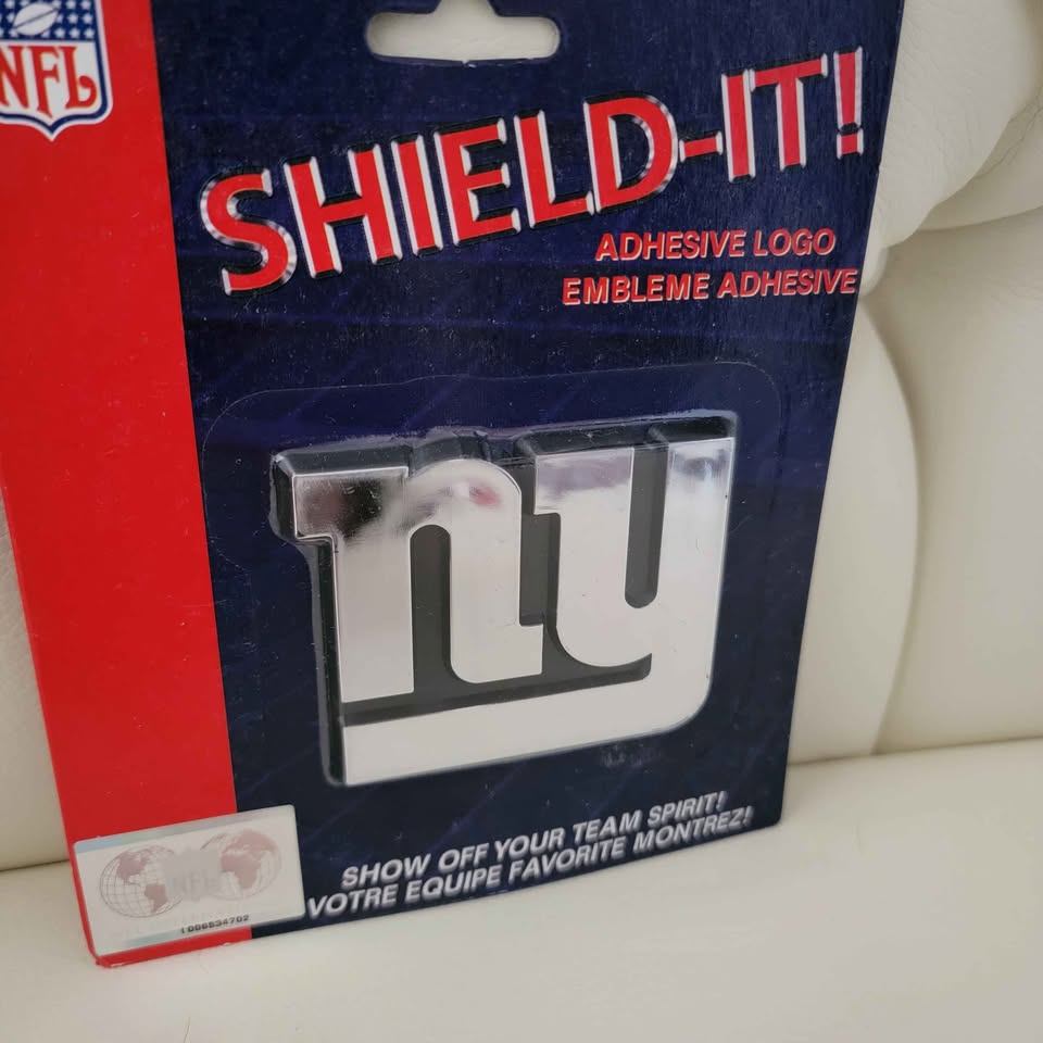New York Giants NFL SHIELD-IT! Chrome plastic  Emblem - NEW