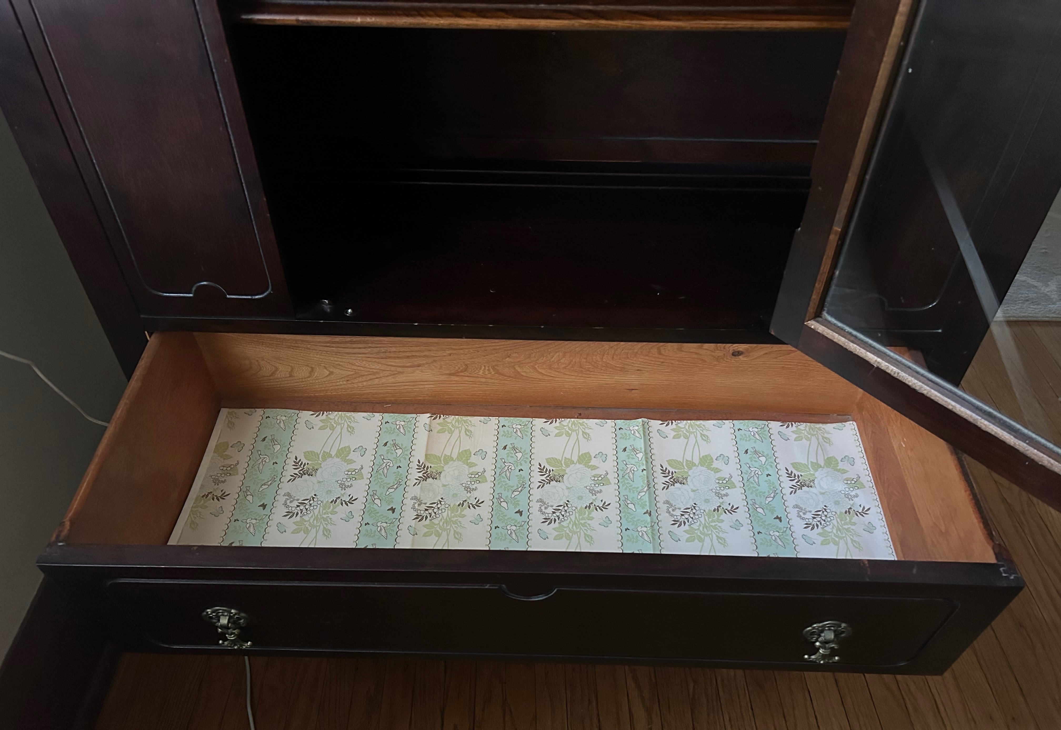 Antique Solid Wood China Cabinet - photo 4