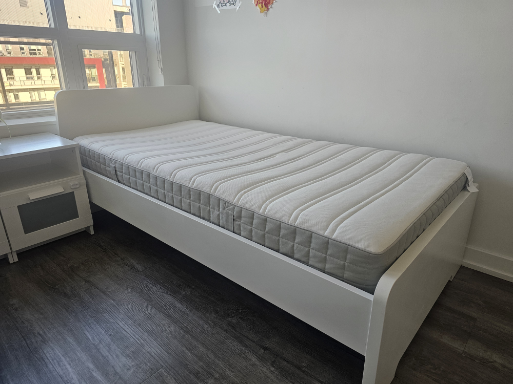 Spring mattress – twin size - photo 3