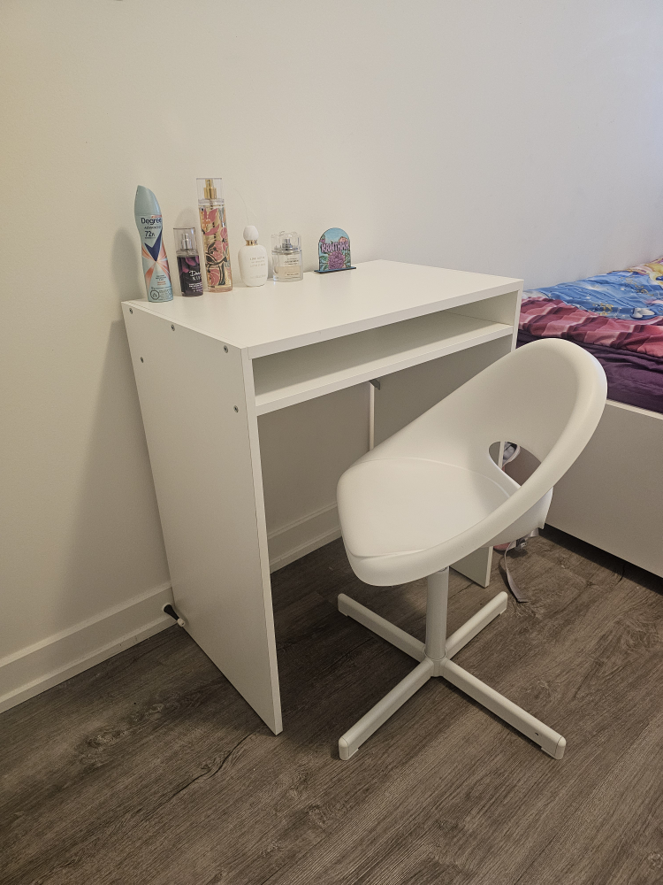 Desk + Junior chair (shell +swivel) - photo 5