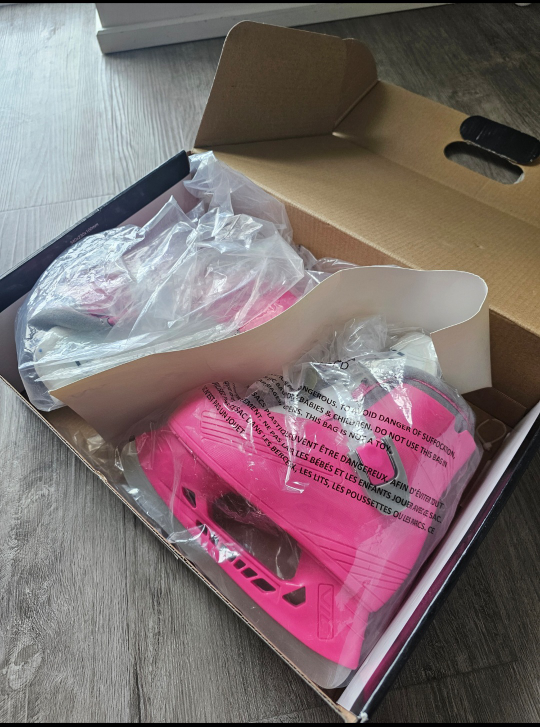 Ice Skates, Youth, Pink,  Size 8/9, almost new - photo 3