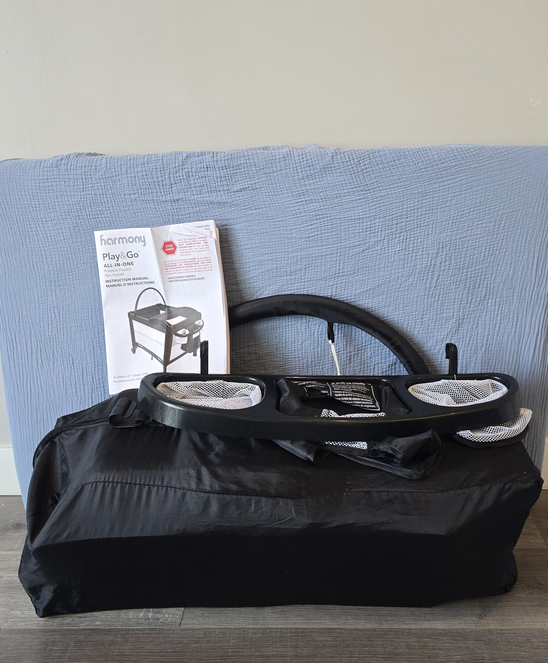 Play & Go Playard with waterproof mattress and mattress cover. - photo 2