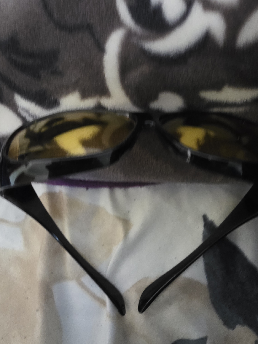 Sunglasses - Black Frame - photo 2