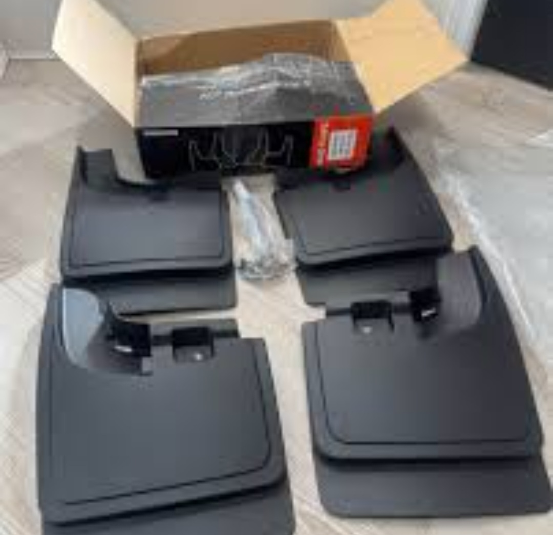 Set of Mud Flaps with Hardware