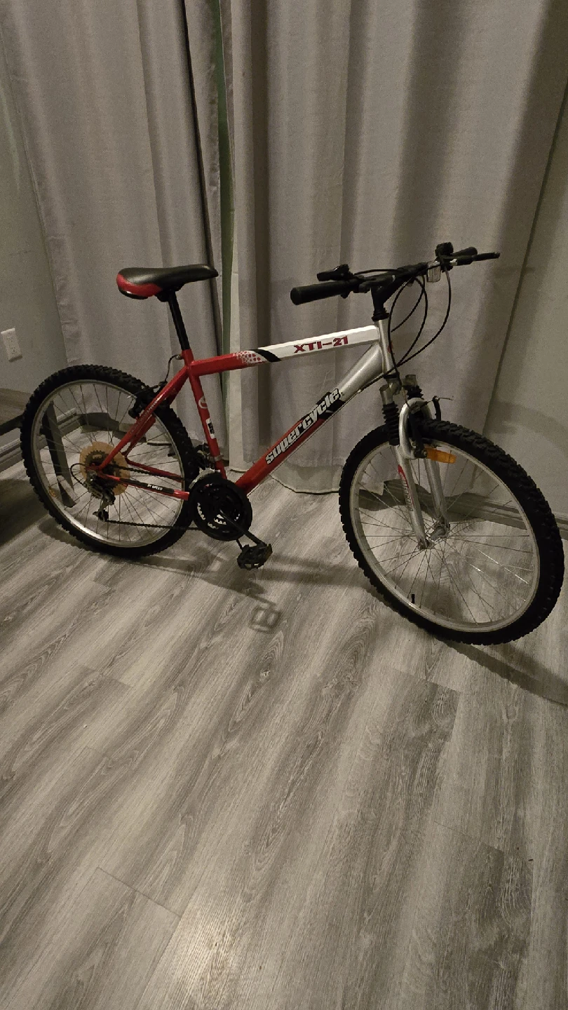 26" Lightweight Mountain Bike - Excellent Condition - photo 2