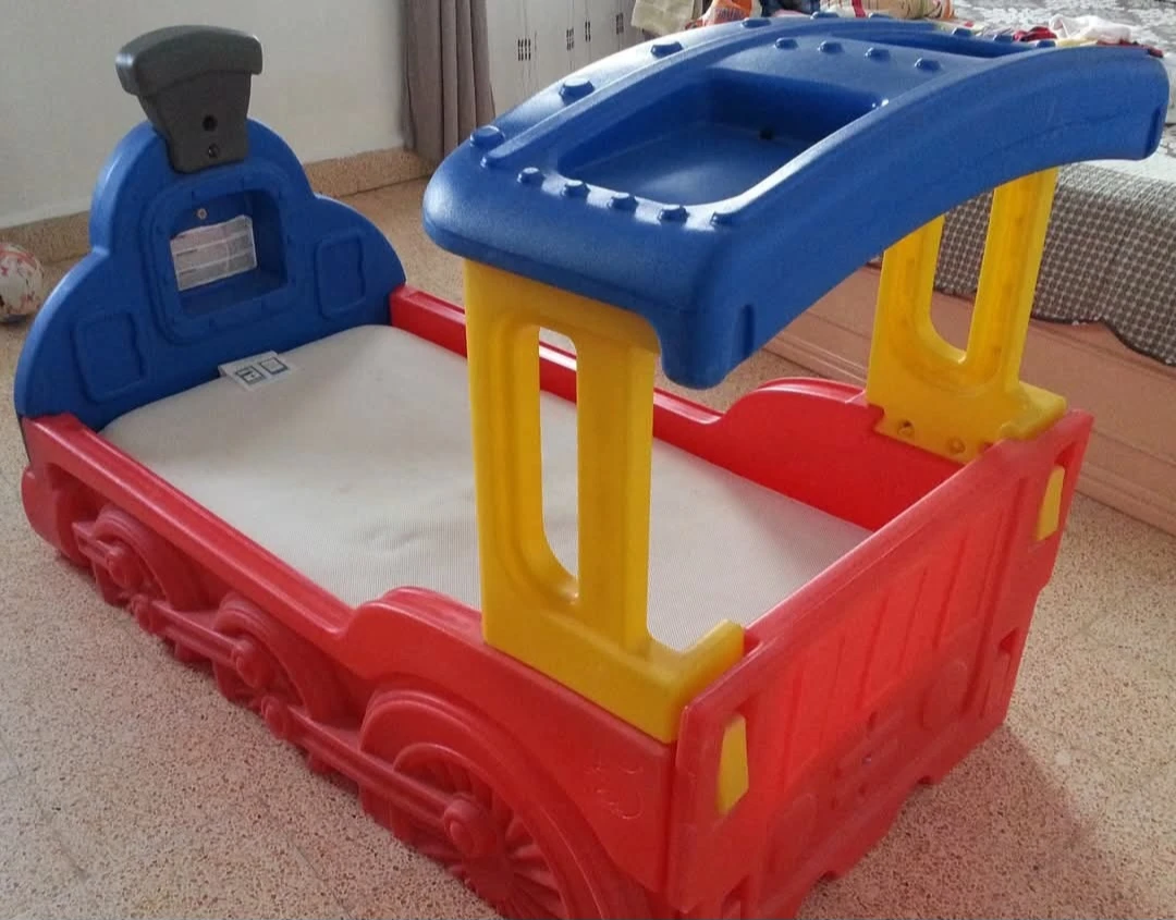 Little Tikes Train Toddler Bed - Red, Blue, Yellow - photo 3