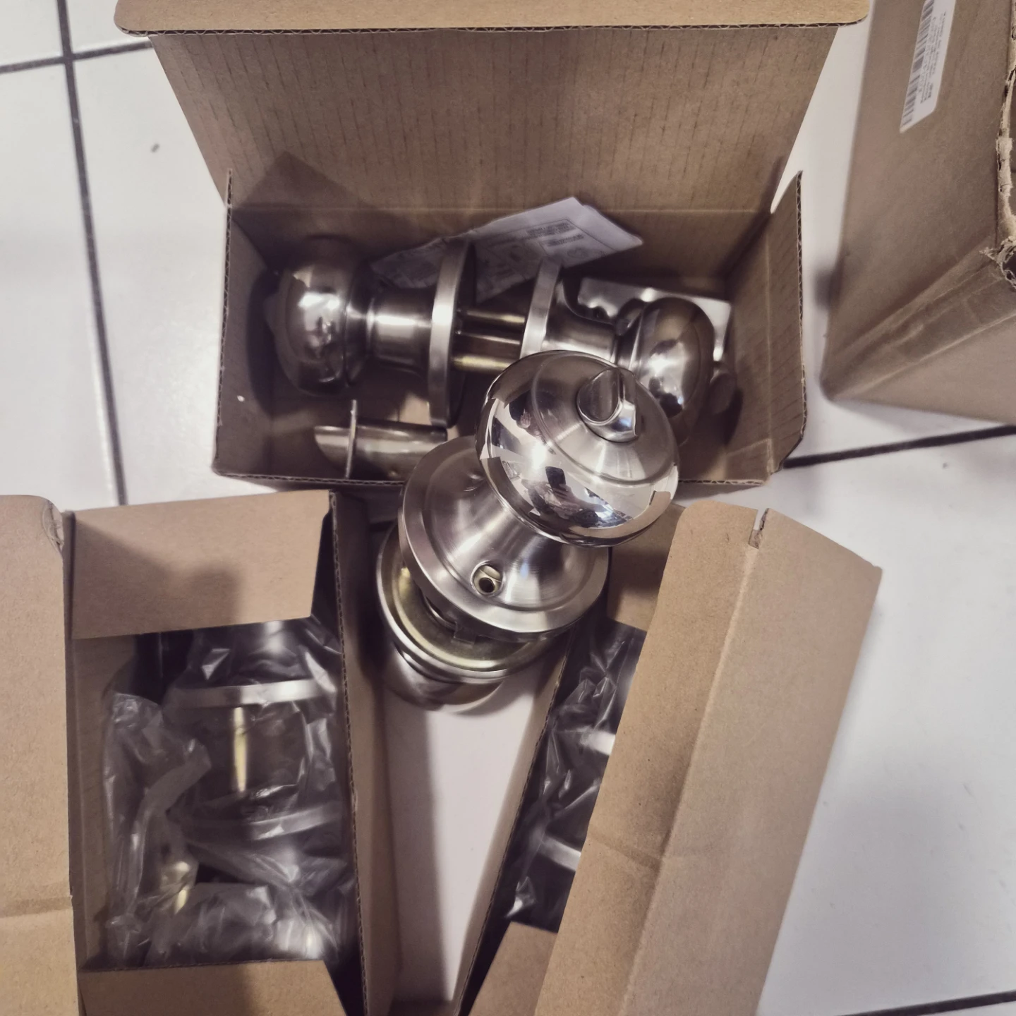 New Door Knobs - Boxed - photo 3