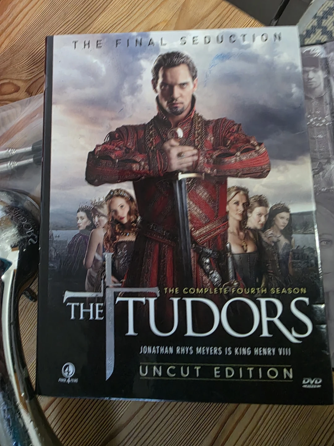 The Tudors: The Complete Fourth Season DVD Set - photo 2