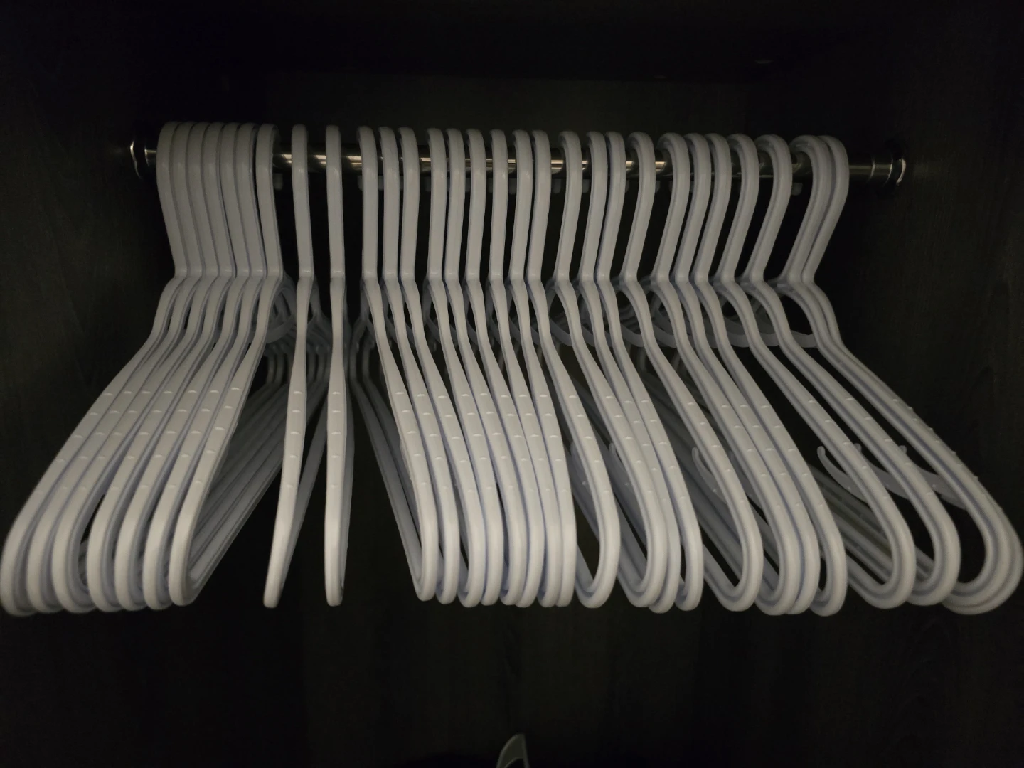 Set of 30 - Plastic Clothes Hangers