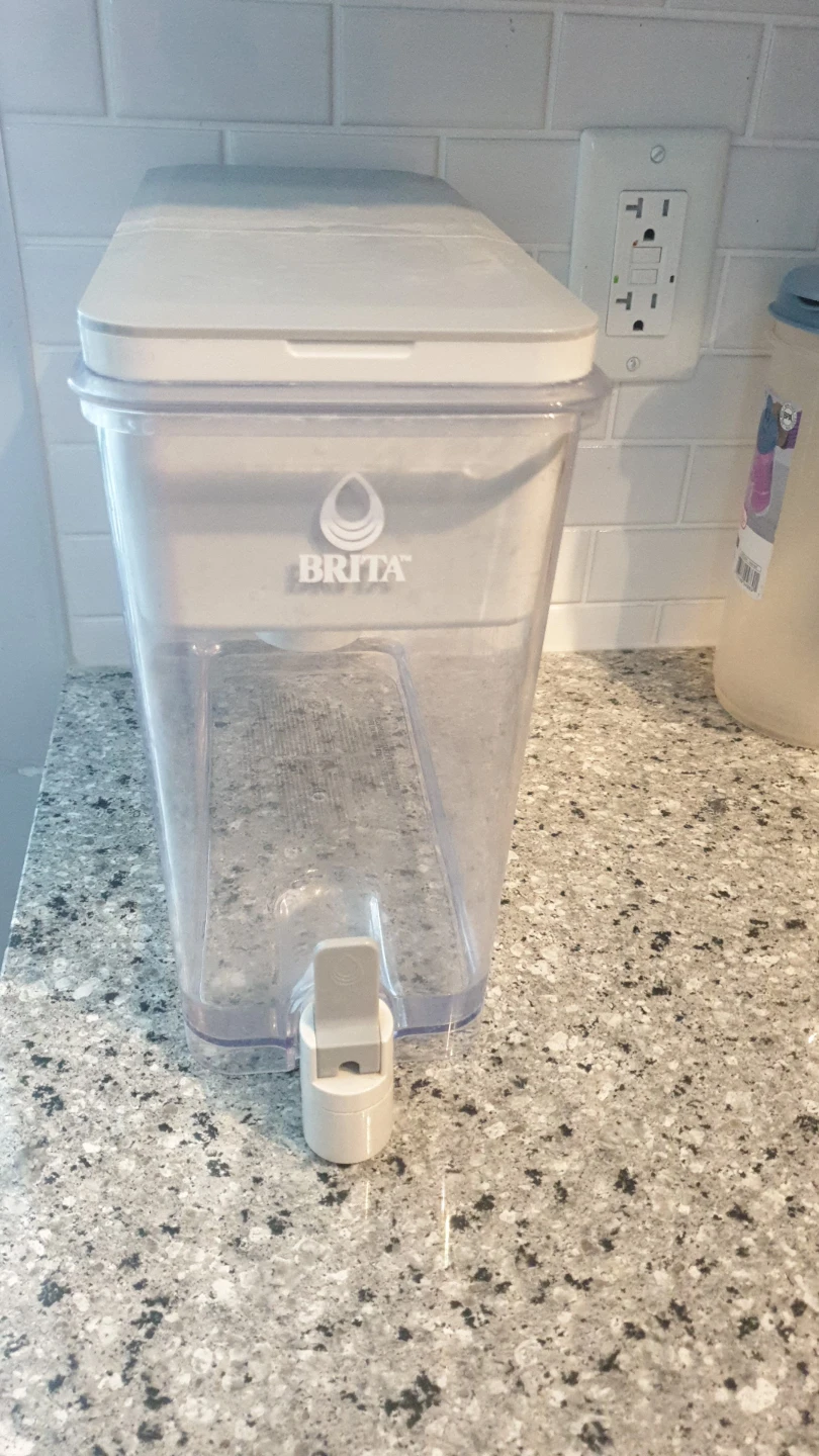 Brita UltraMax Water Filter - Leaving Canada, I don't need it! - photo 2