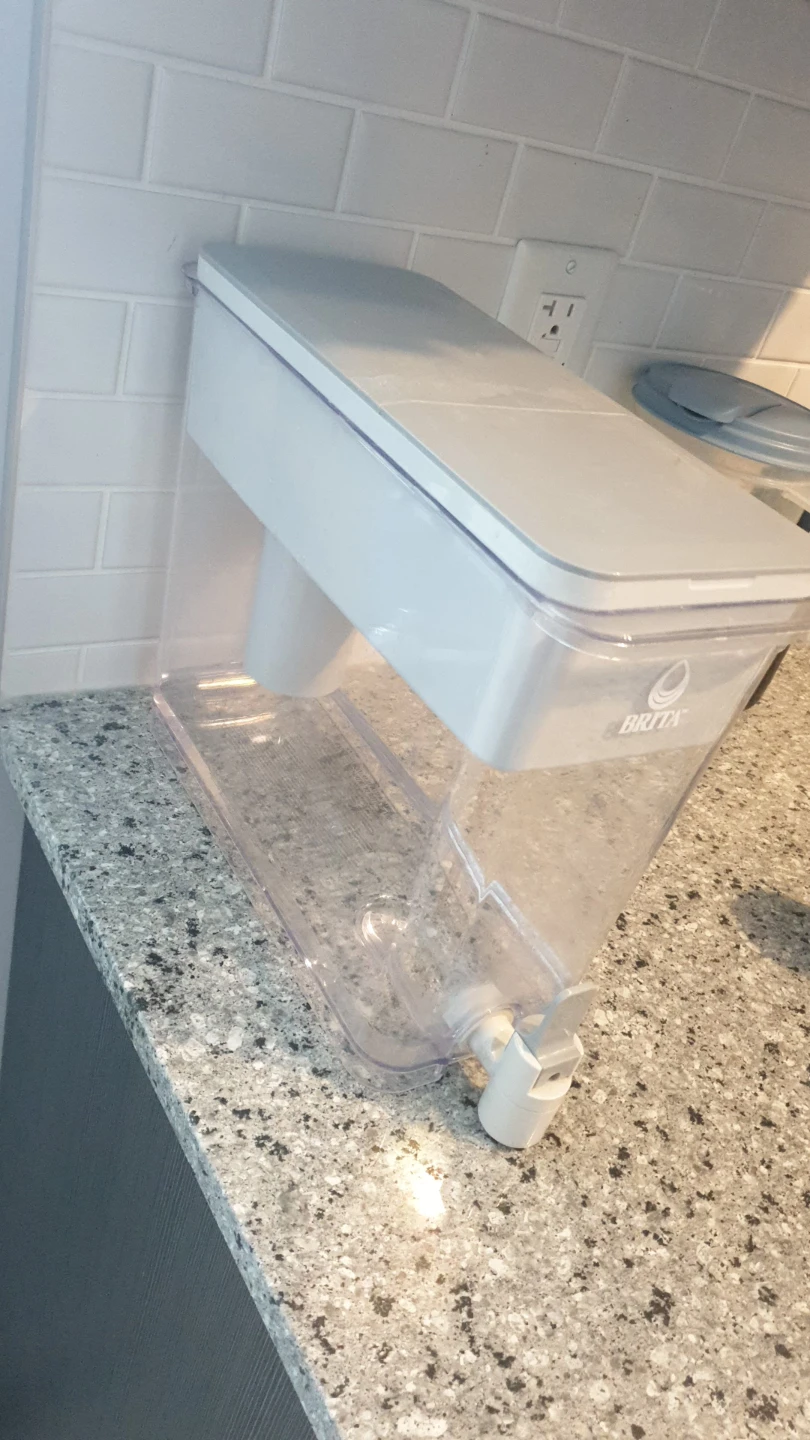 Brita UltraMax Water Filter - Leaving Canada, I don't need it! - photo 3