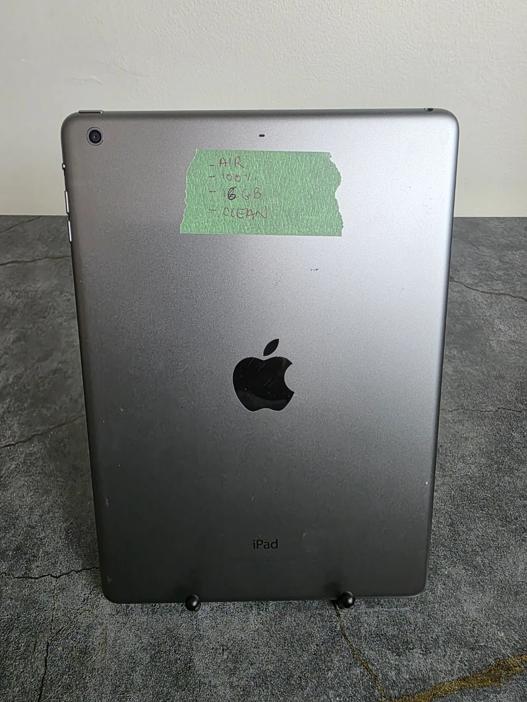 Apple iPad Air 16GB (Space Grey) - photo 2