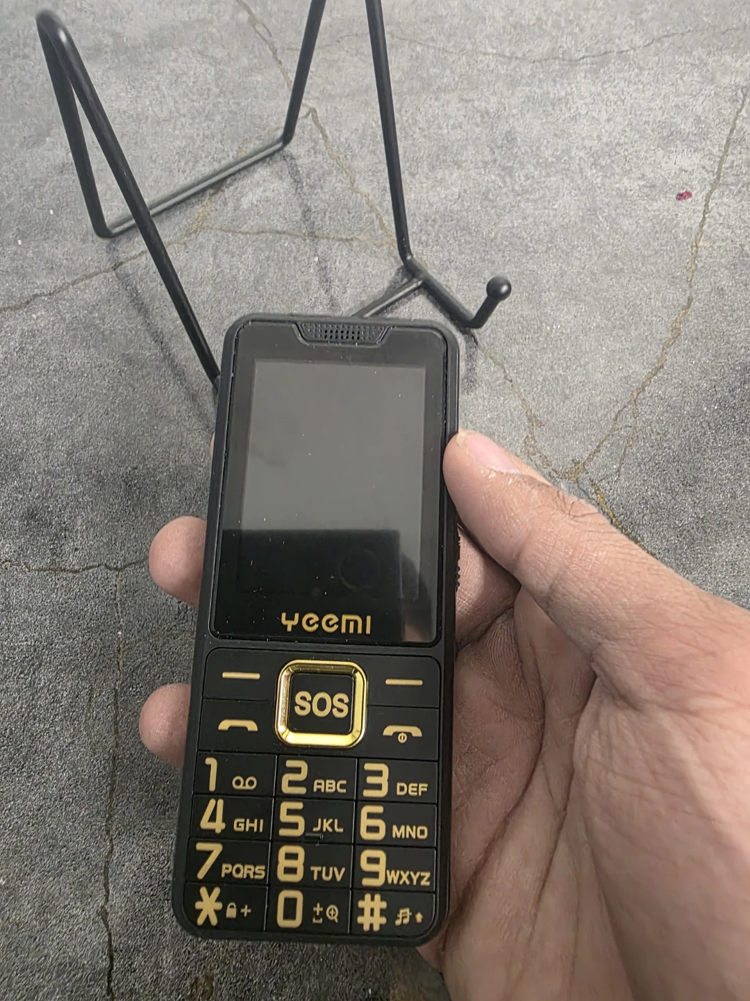 Yeemi SOS Cell Phone - Black